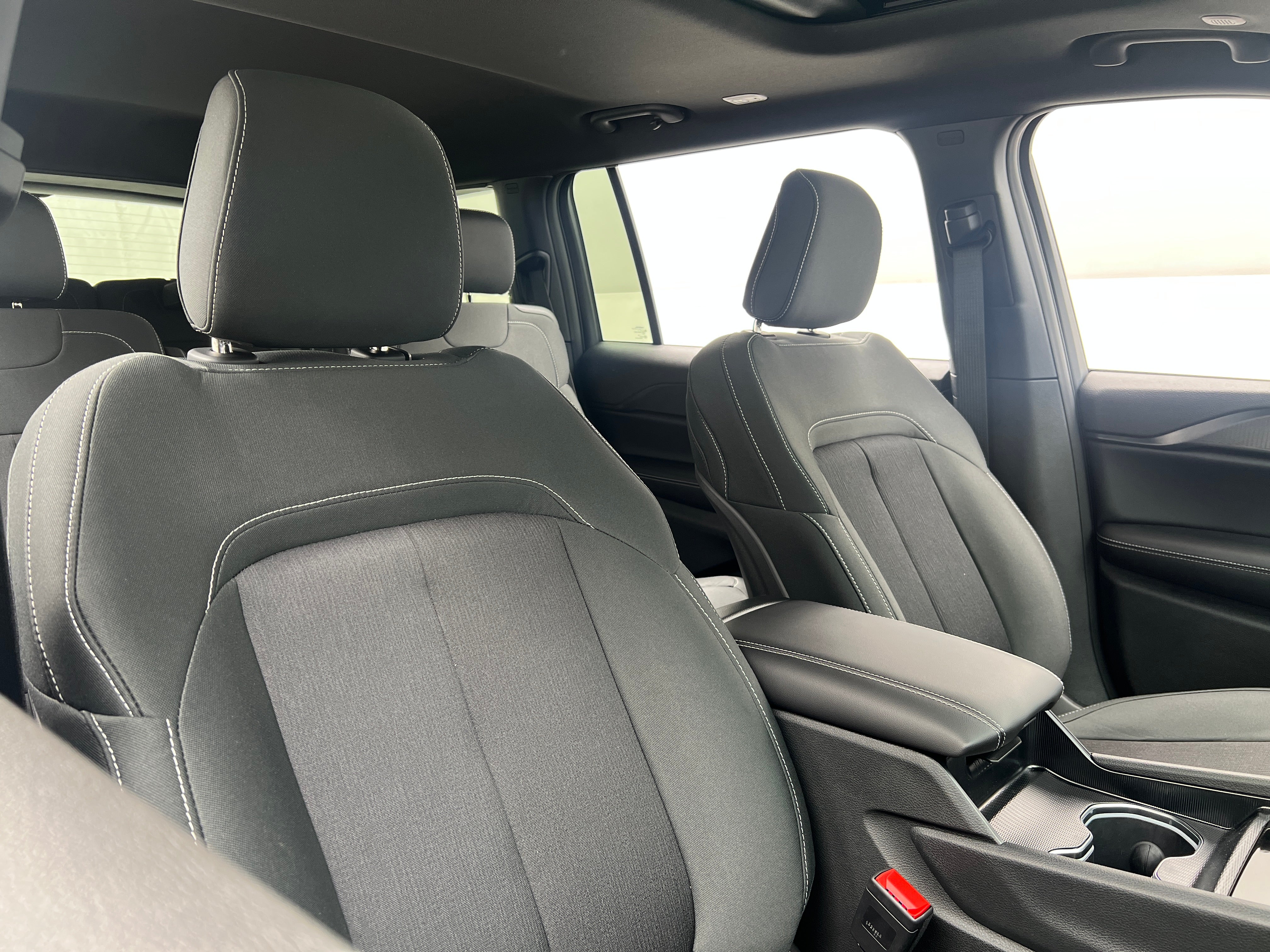2026 Jeep Grand Cherokee L Laredo X 4x4's photo