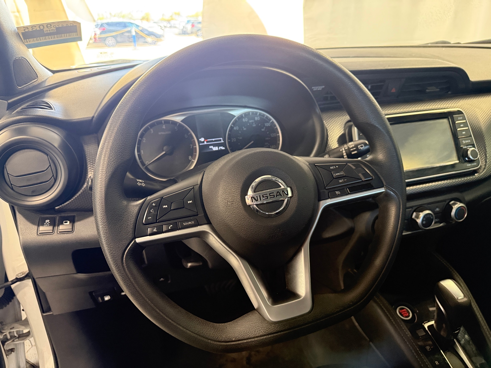 Thumbnail: 2019 Nissan Kicks - 5