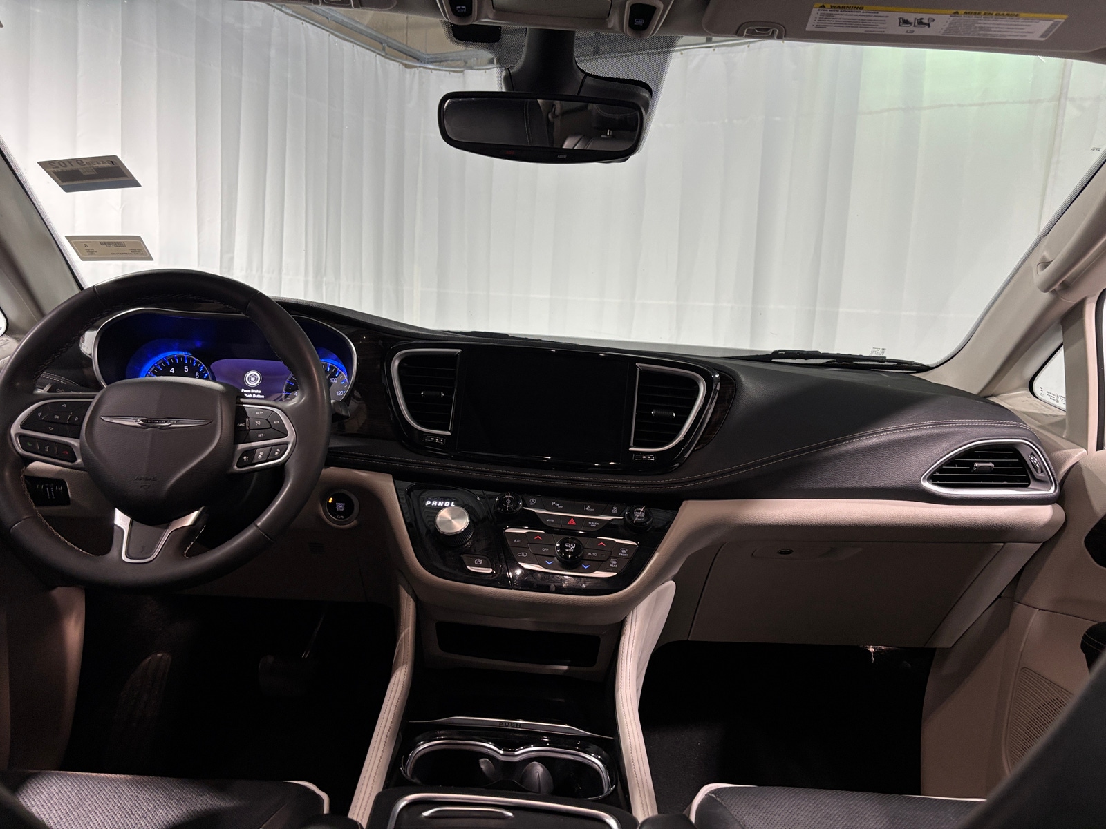 Thumbnail: 2023 Chrysler Pacifica - 2