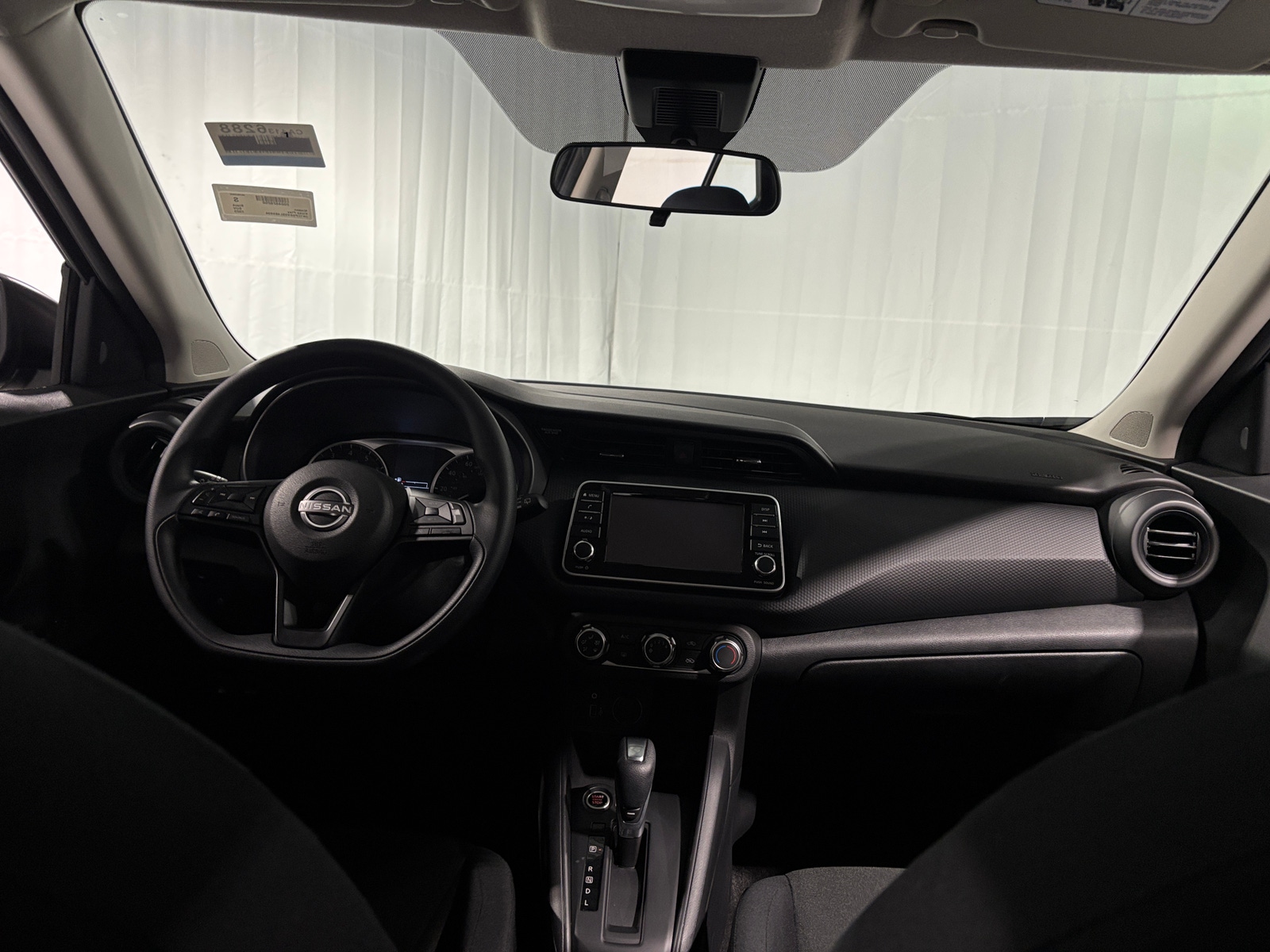 Thumbnail: 2025 Nissan Kicks - 3