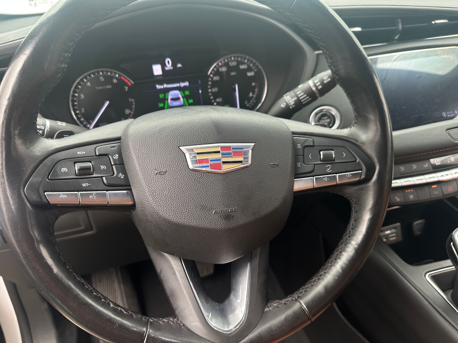 Thumbnail: 2021 Cadillac XT4 - 4
