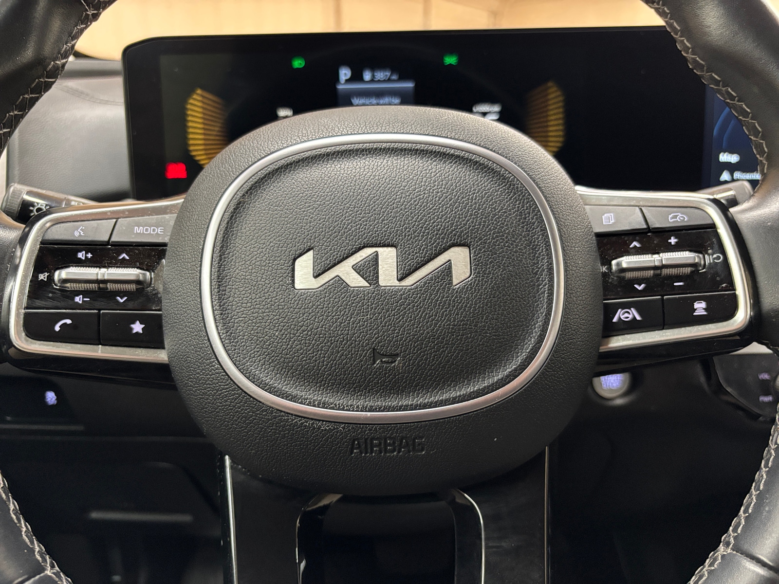 Thumbnail: 2024 Kia Sorento - 4