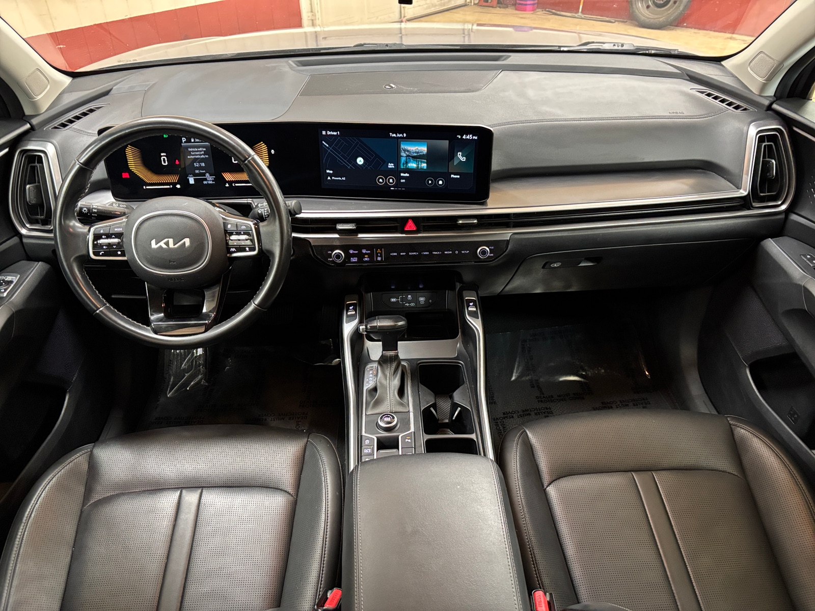 Thumbnail: 2024 Kia Sorento - 2