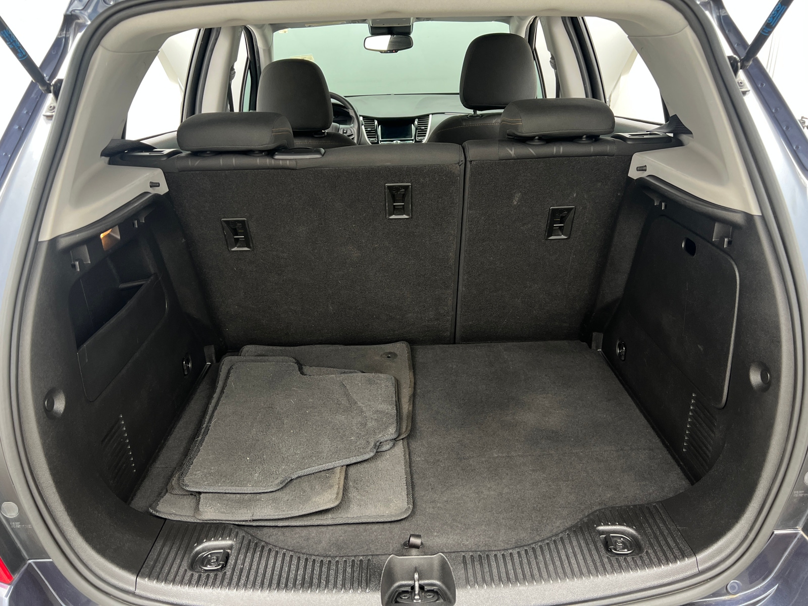 Thumbnail: 2019 Chevrolet Trax - 7