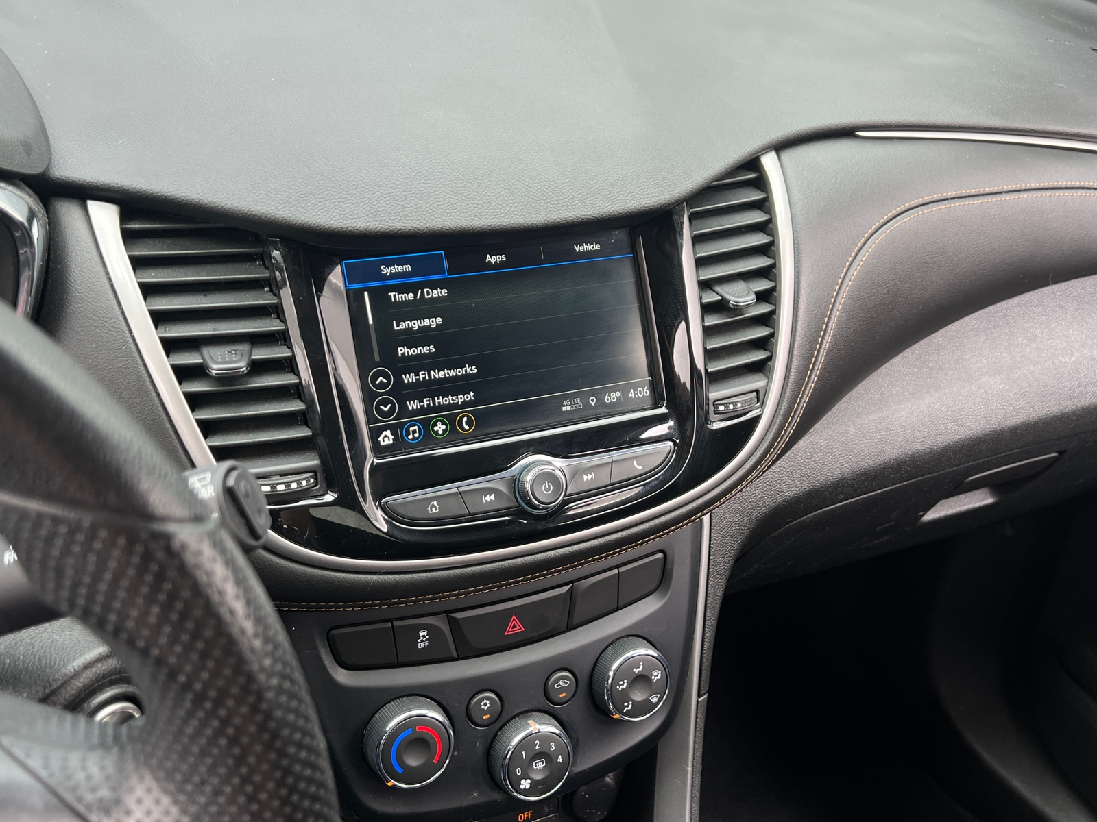Thumbnail: 2019 Chevrolet Trax - 4