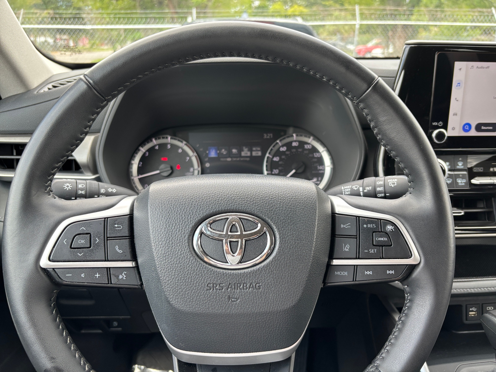 Thumbnail: 2025 Toyota Highlander - 5