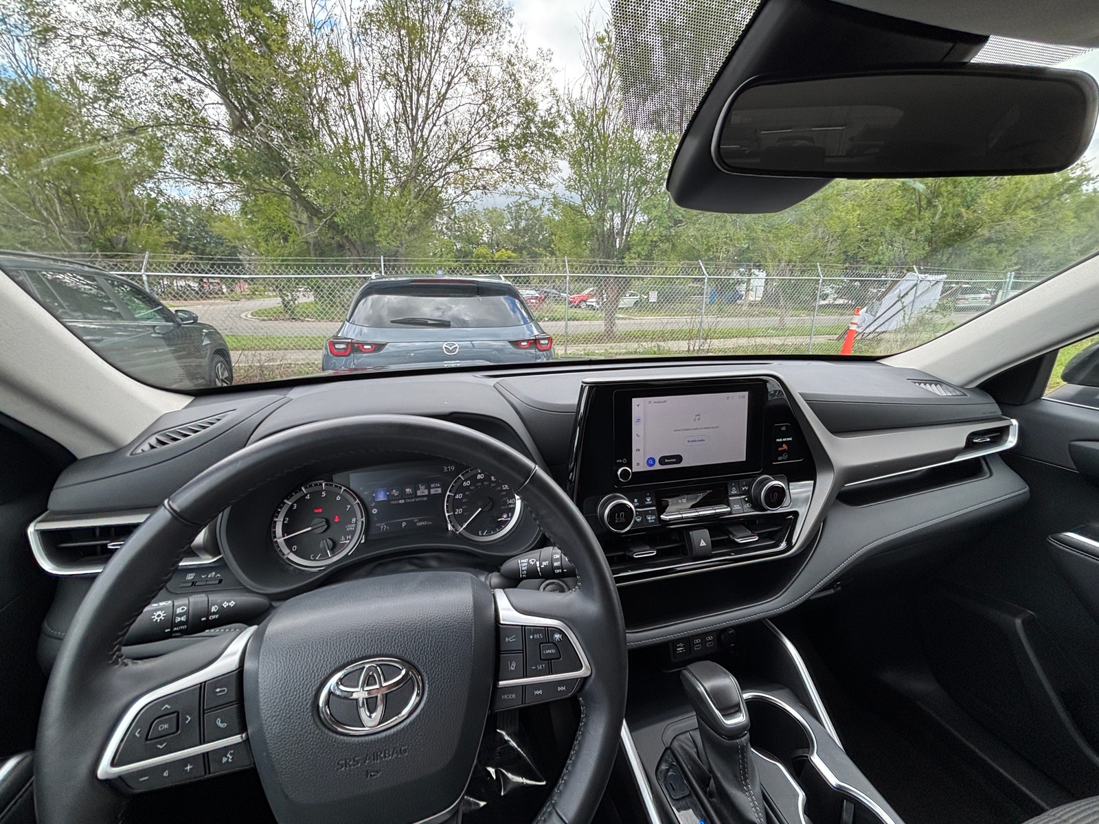 Thumbnail: 2025 Toyota Highlander - 3