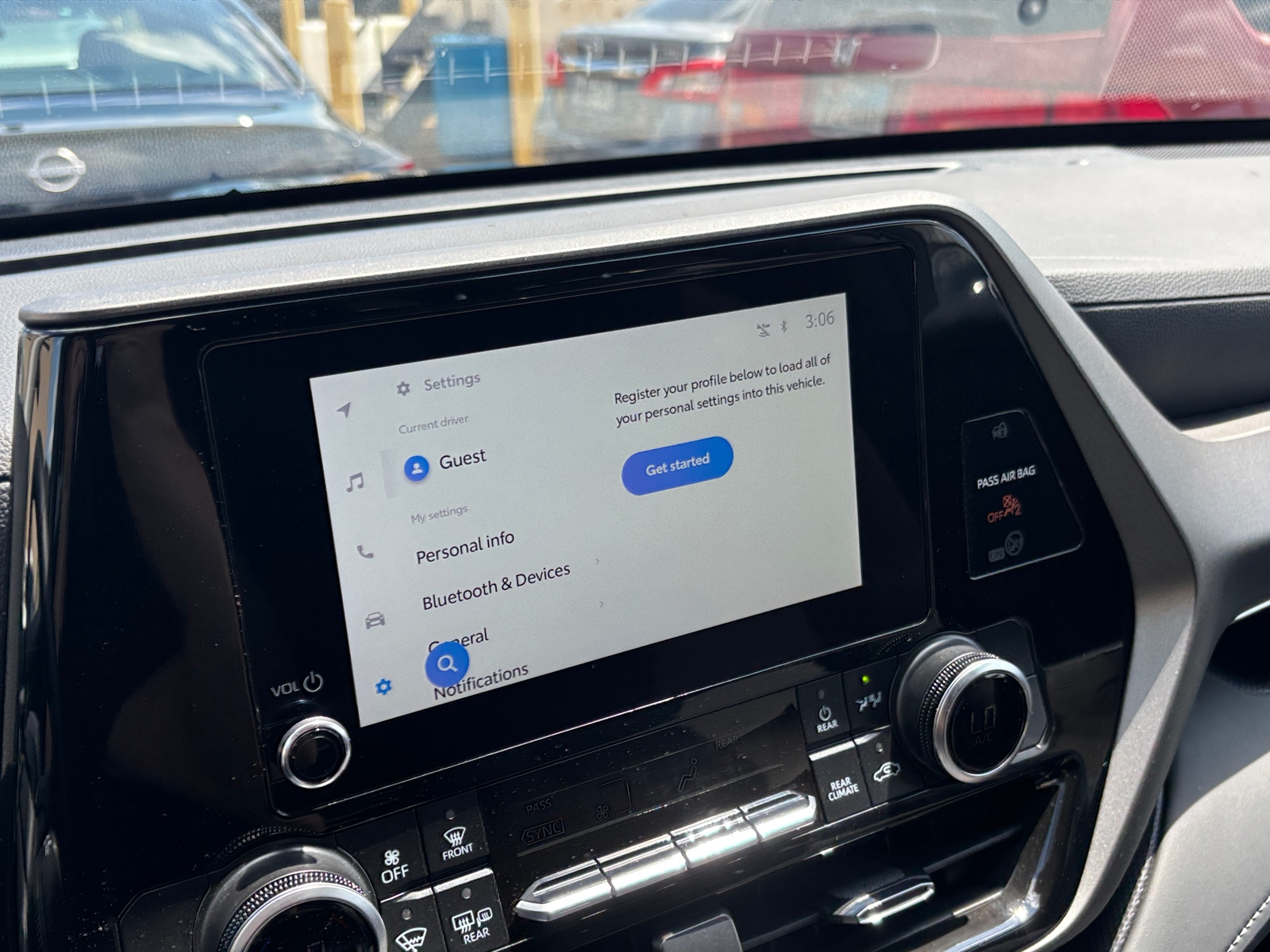 Thumbnail: 2025 Toyota Highlander - 4