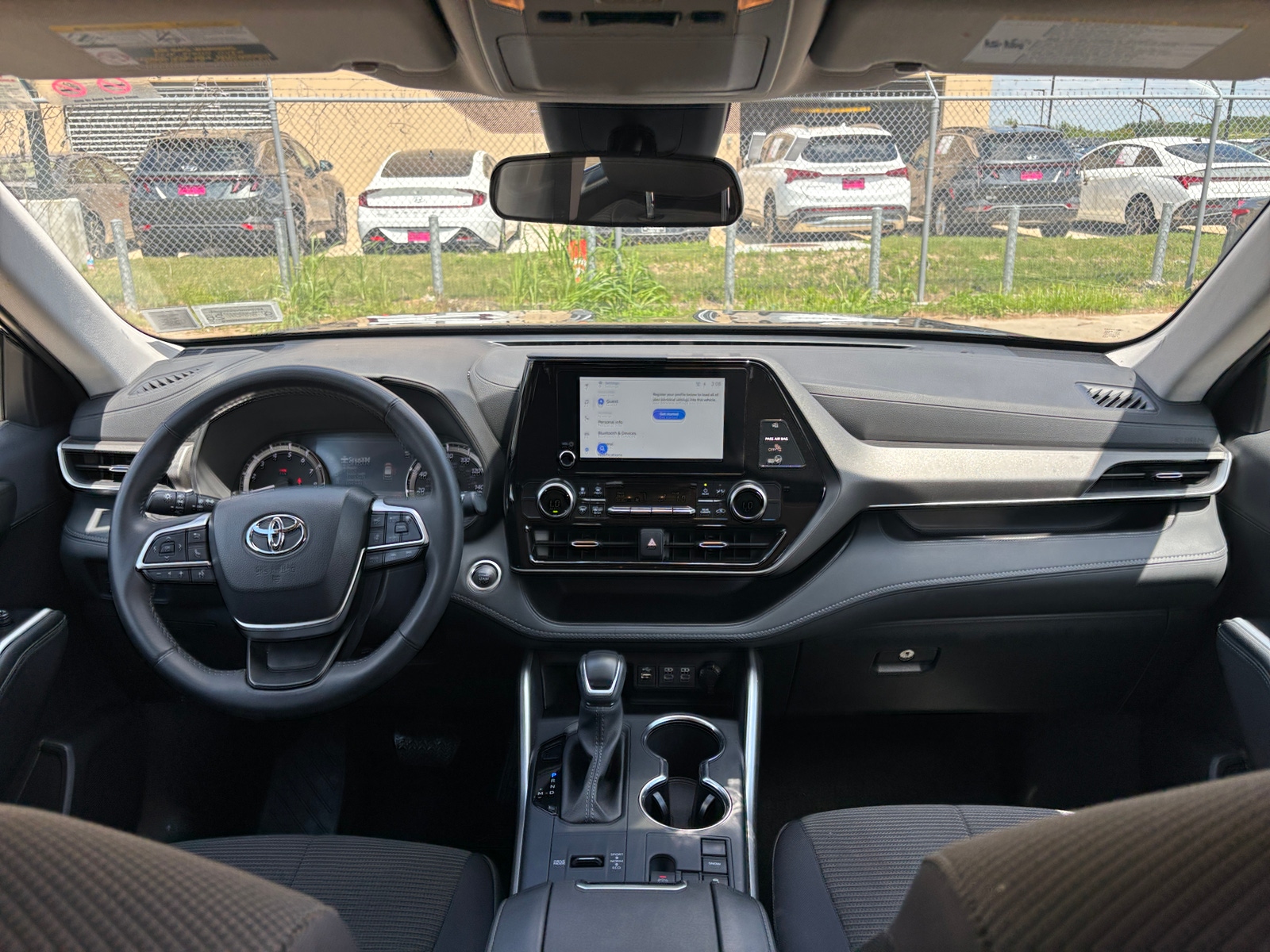 Thumbnail: 2025 Toyota Highlander - 3