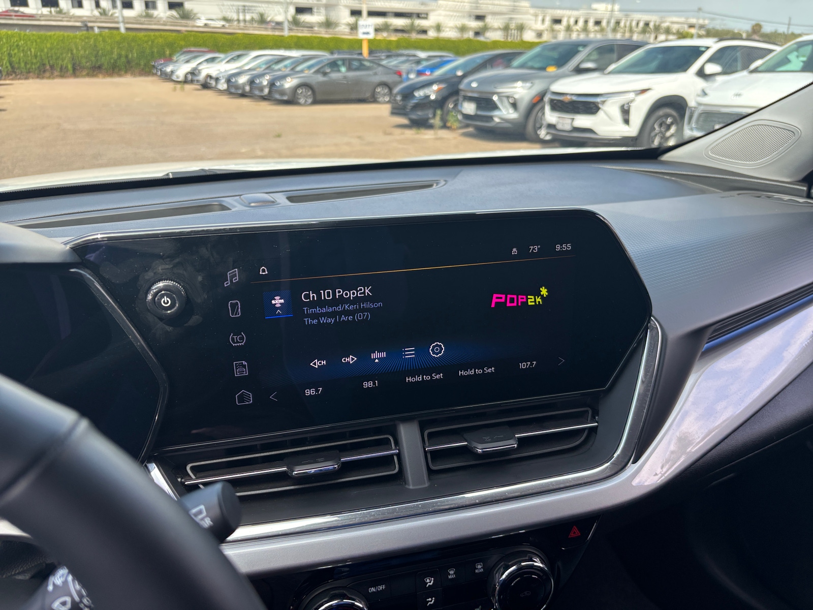 Thumbnail: 2025 Chevrolet Trax - 4