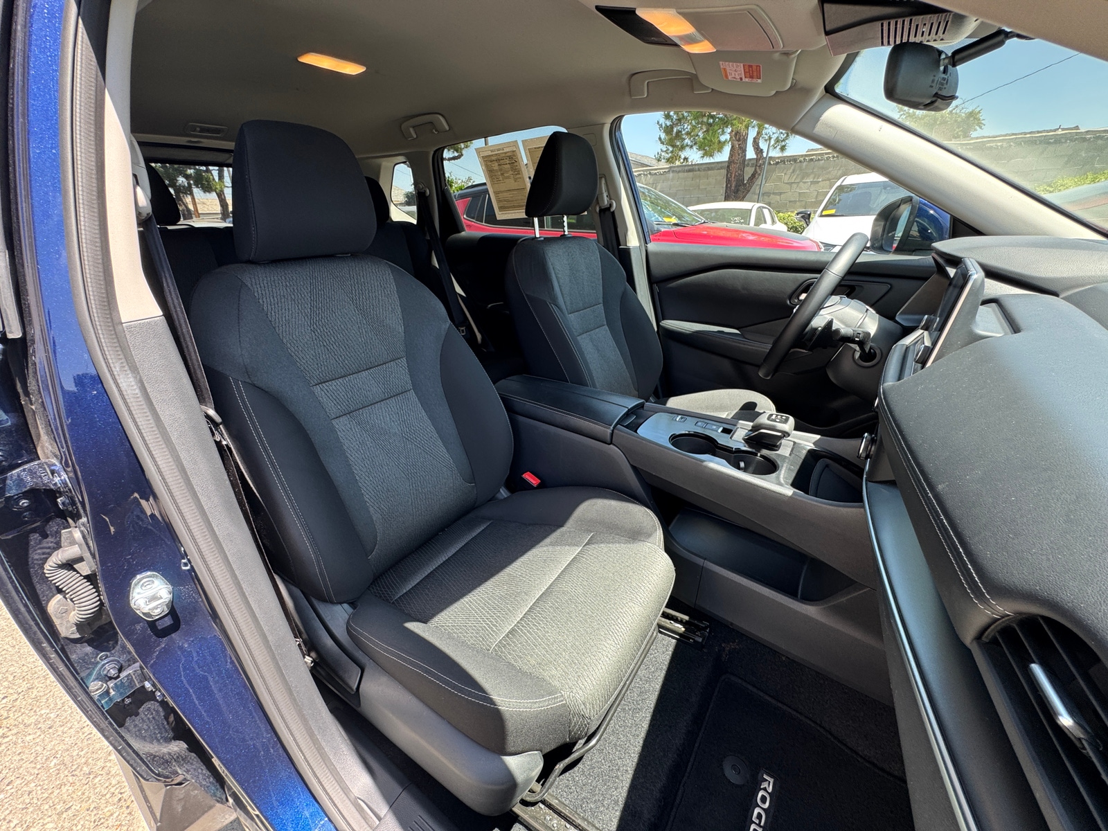 Thumbnail: 2025 Nissan Rogue - 2