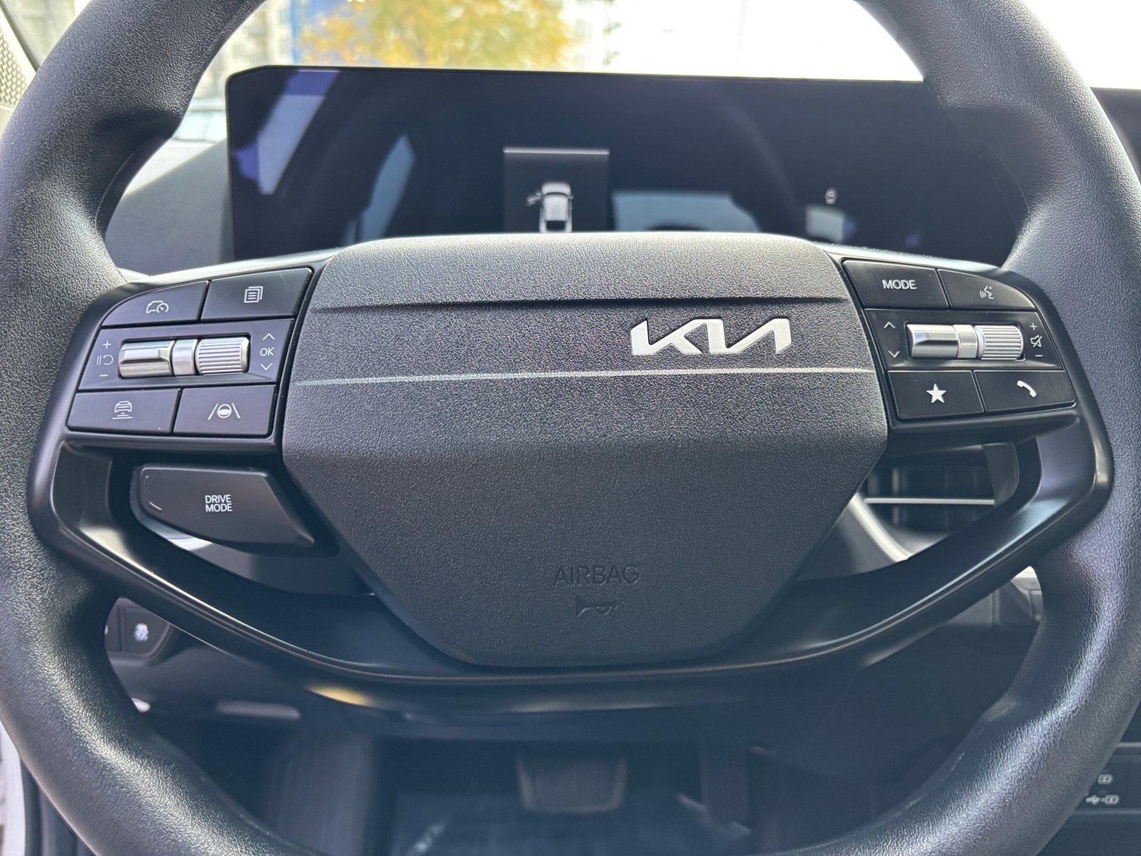 Thumbnail: 2025 Kia K4 - 4