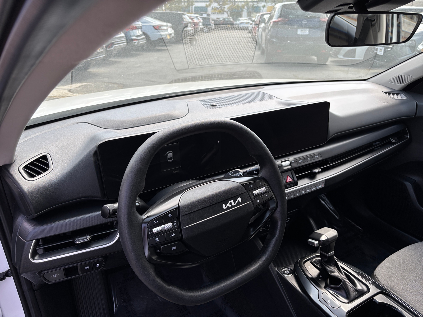 Thumbnail: 2025 Kia K4 - 3