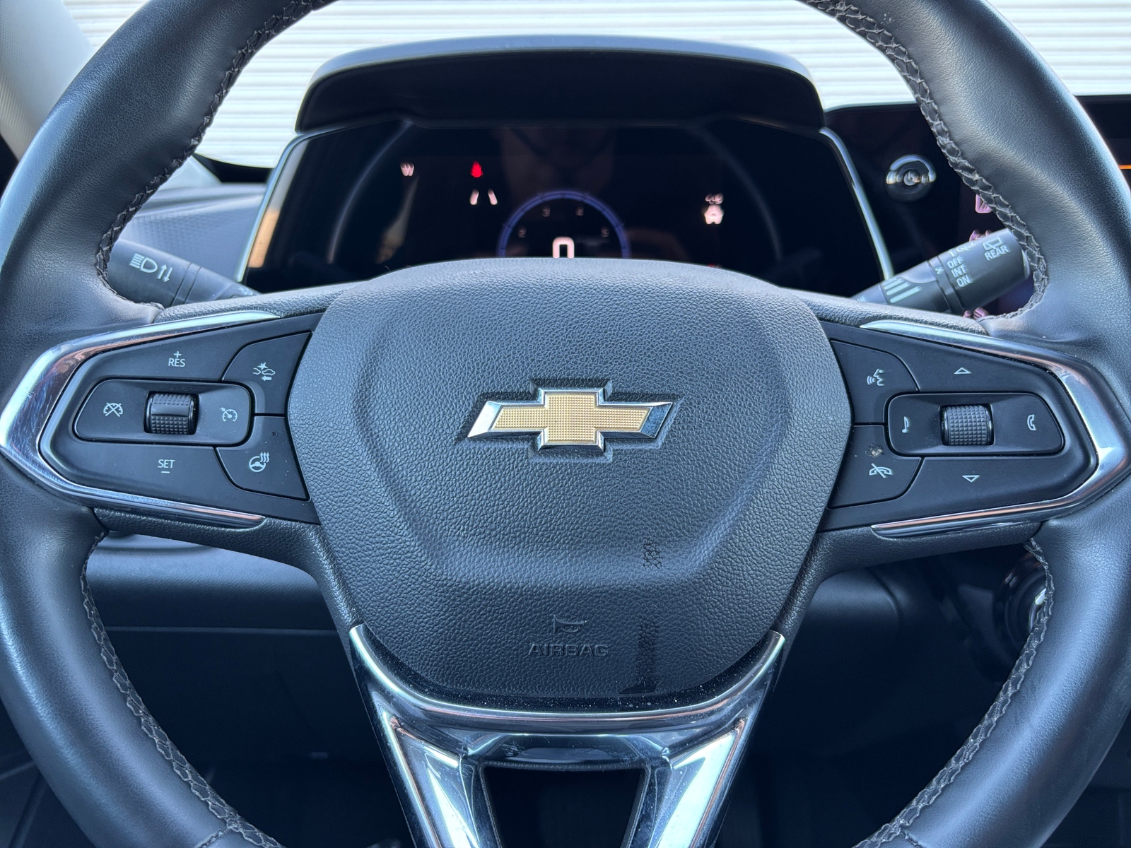 Thumbnail: 2025 Chevrolet Trax - 5
