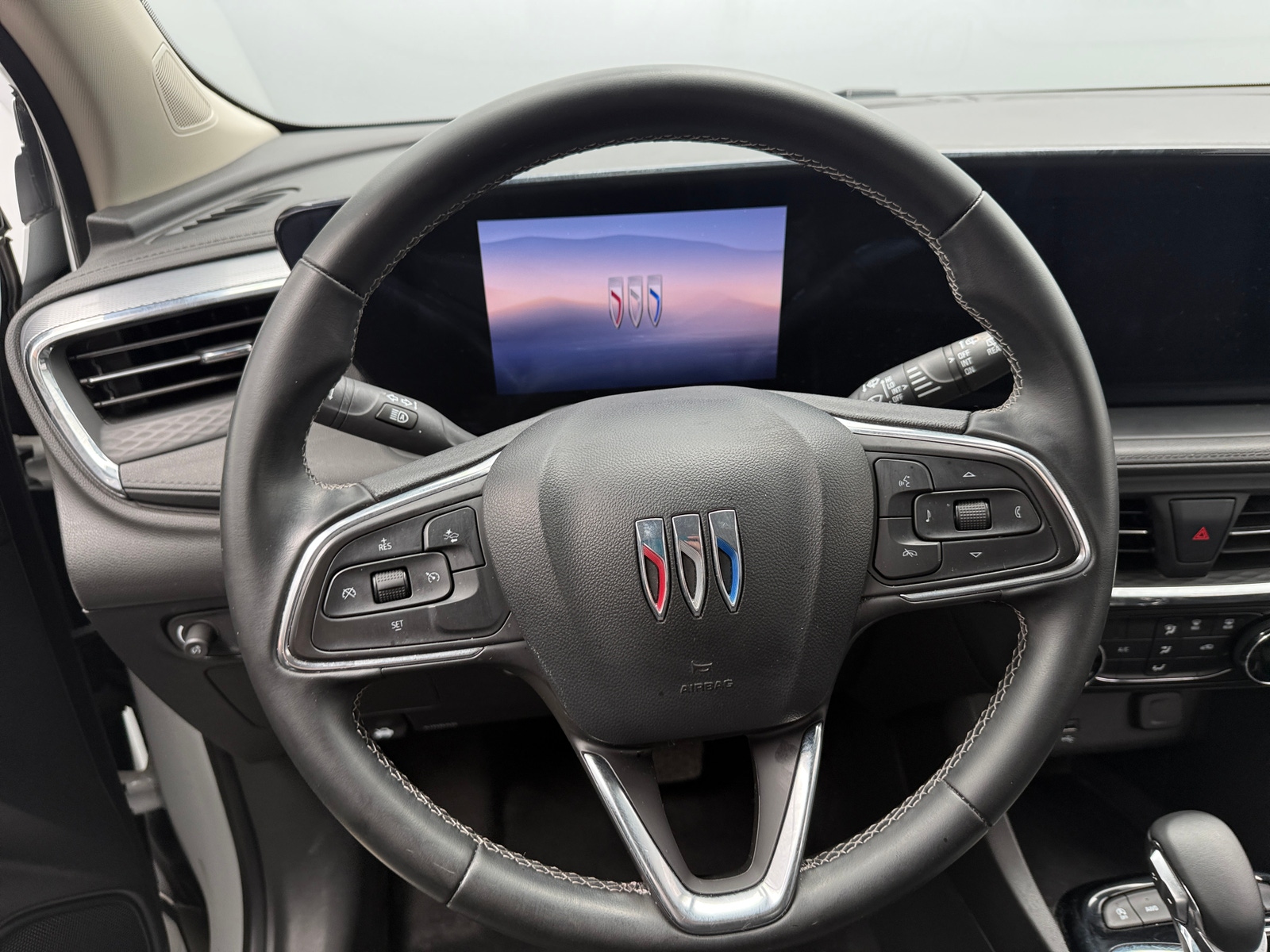 Thumbnail: 2025 Buick Encore GX - 4