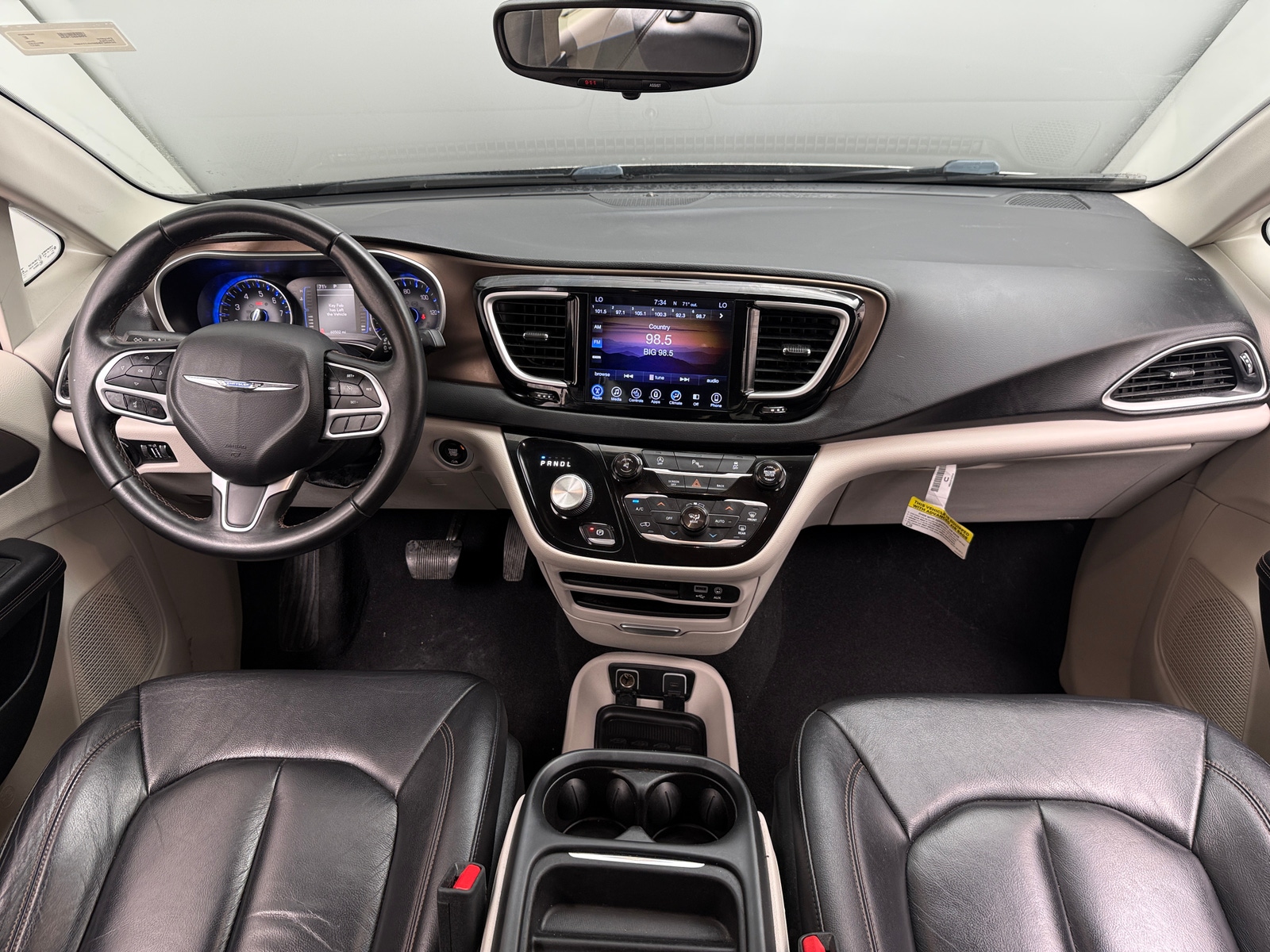 Thumbnail: 2017 Chrysler Pacifica - 2