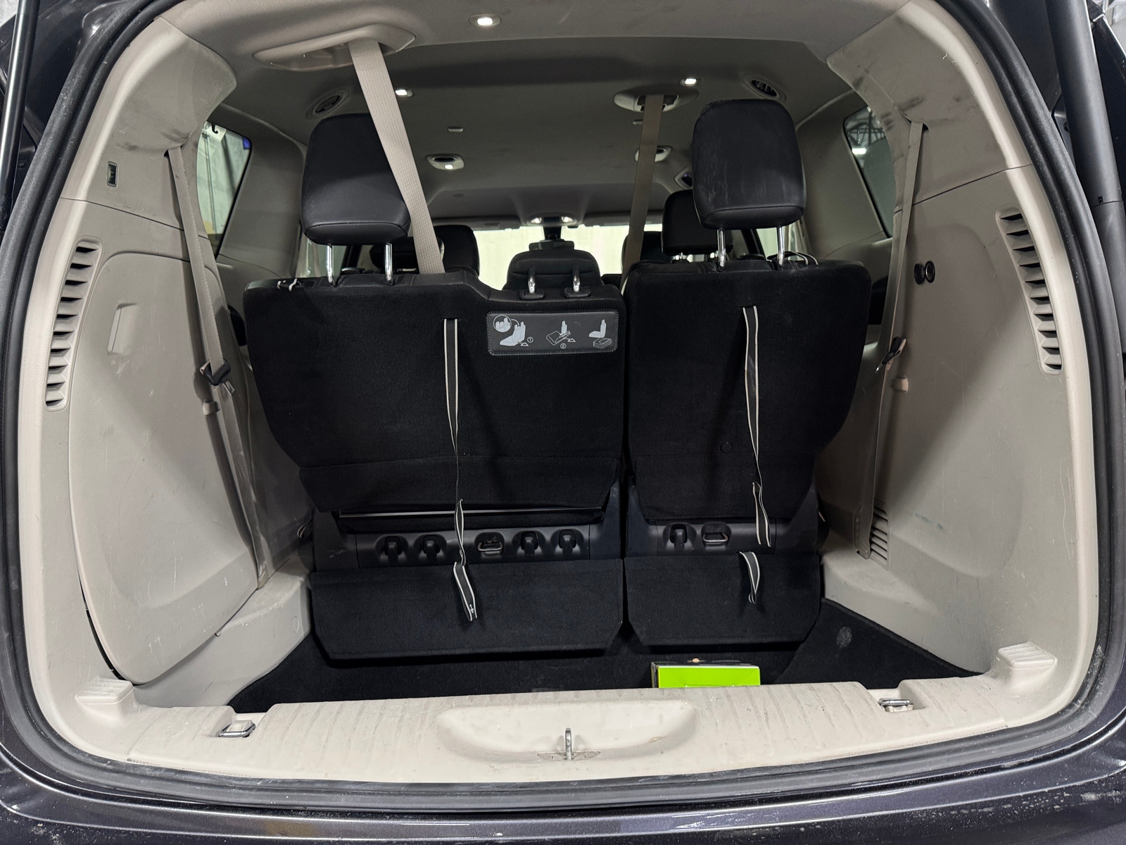 Thumbnail: 2017 Chrysler Pacifica - 6