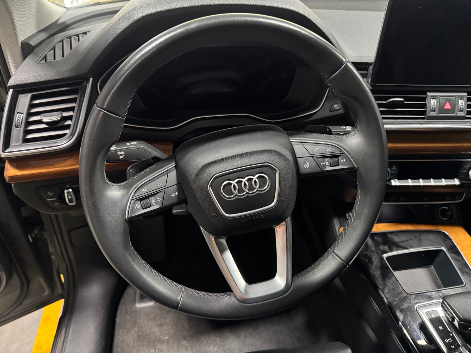 Thumbnail: 2023 Audi Q5 - 4
