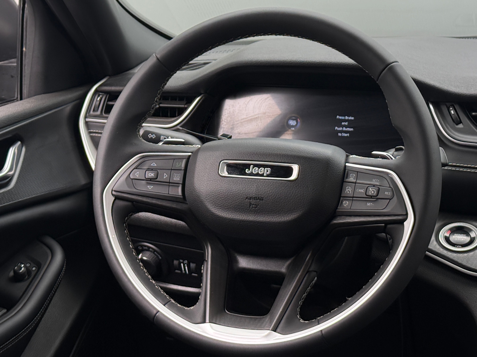 Thumbnail: 2024 Jeep Grand Cherokee - 5