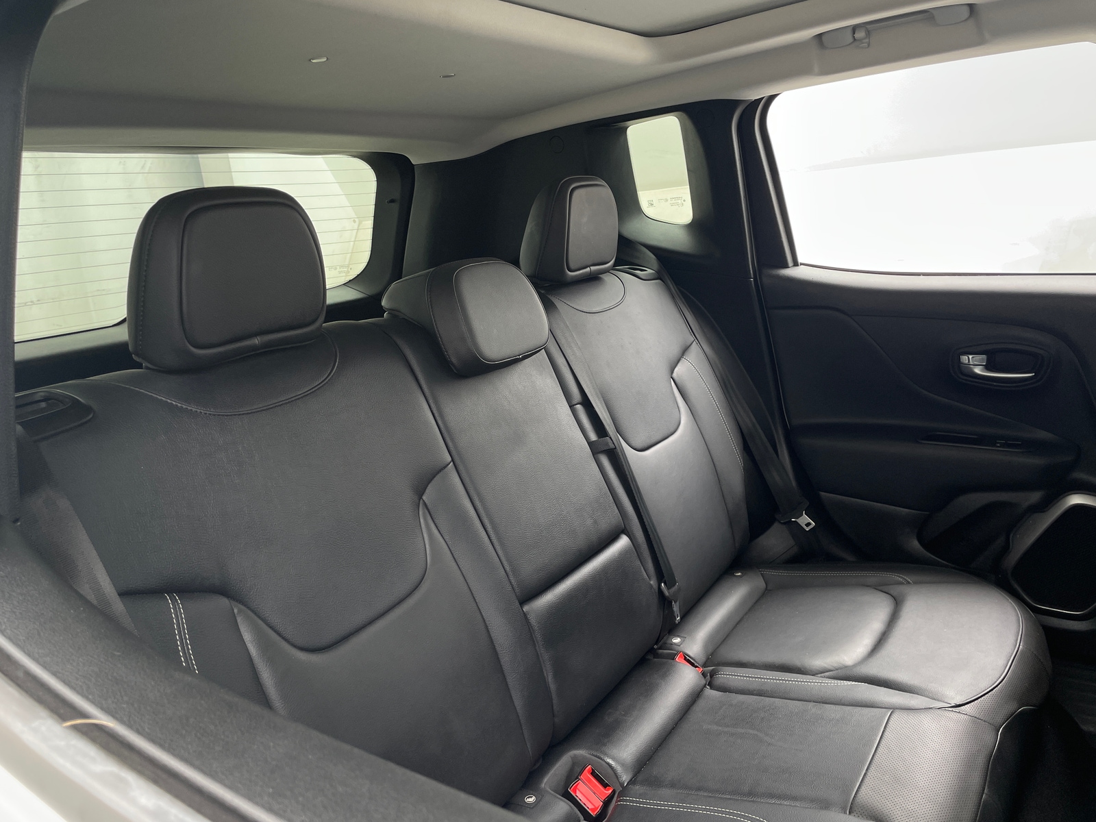 Thumbnail: 2018 Jeep Renegade - 5