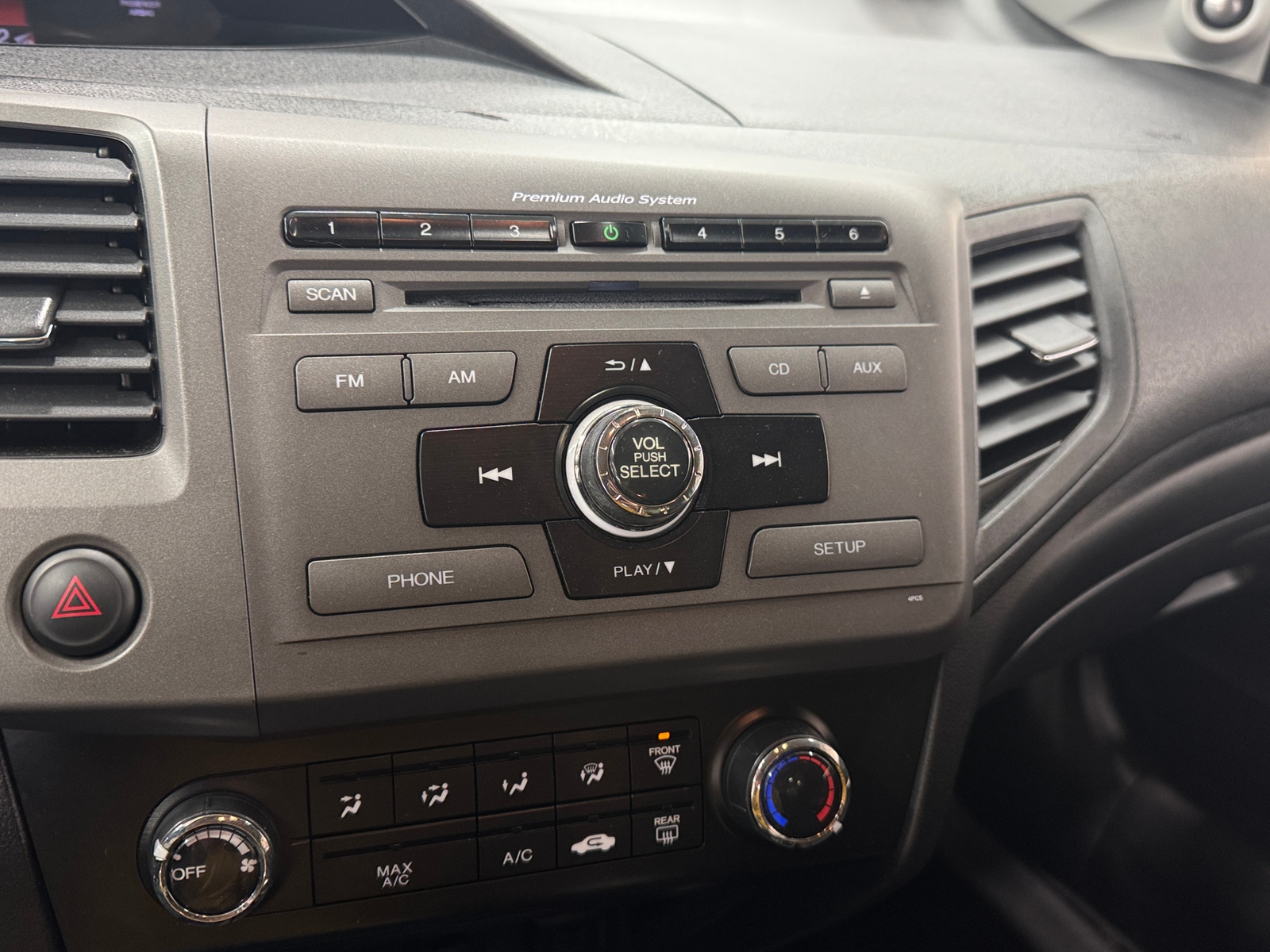 Thumbnail: 2012 Honda Civic - 3