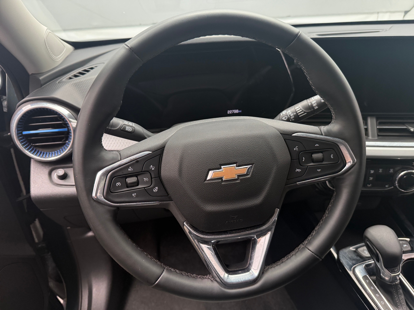 Thumbnail: 2025 Chevrolet Trax - 5