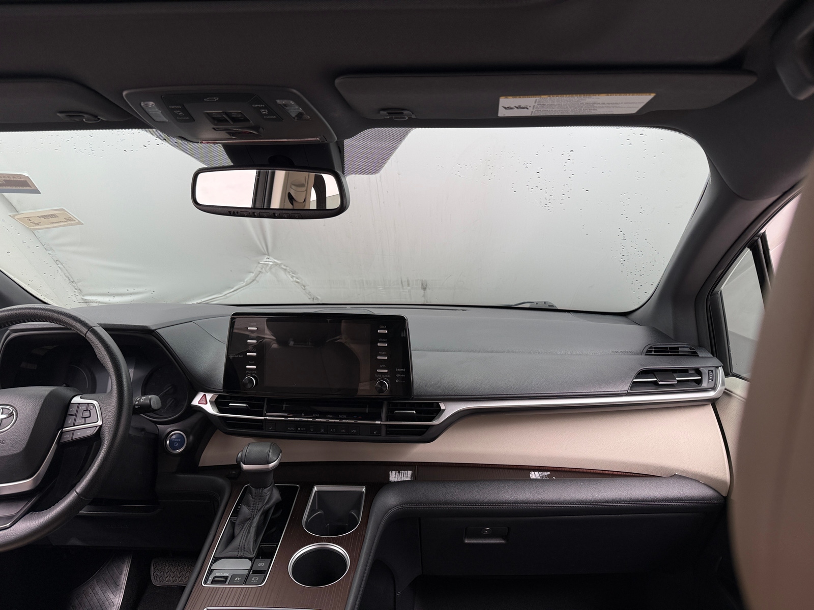 Thumbnail: 2021 Toyota Sienna - 2