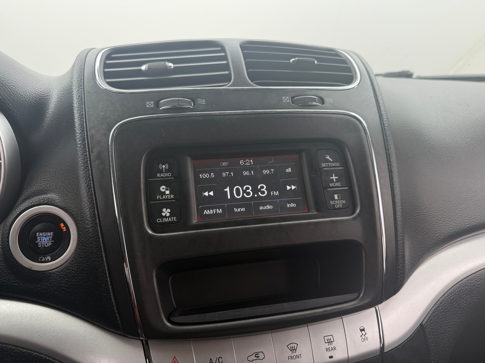Thumbnail: 2017 Dodge Journey - 4