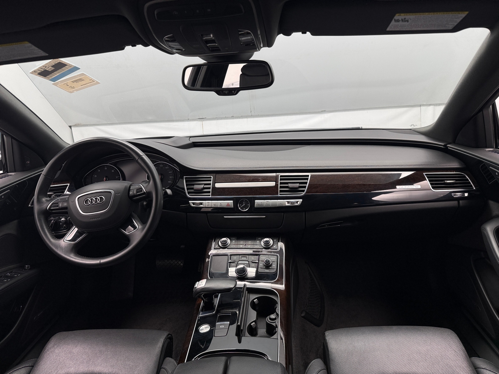 Thumbnail: 2017 Audi A8 - 2