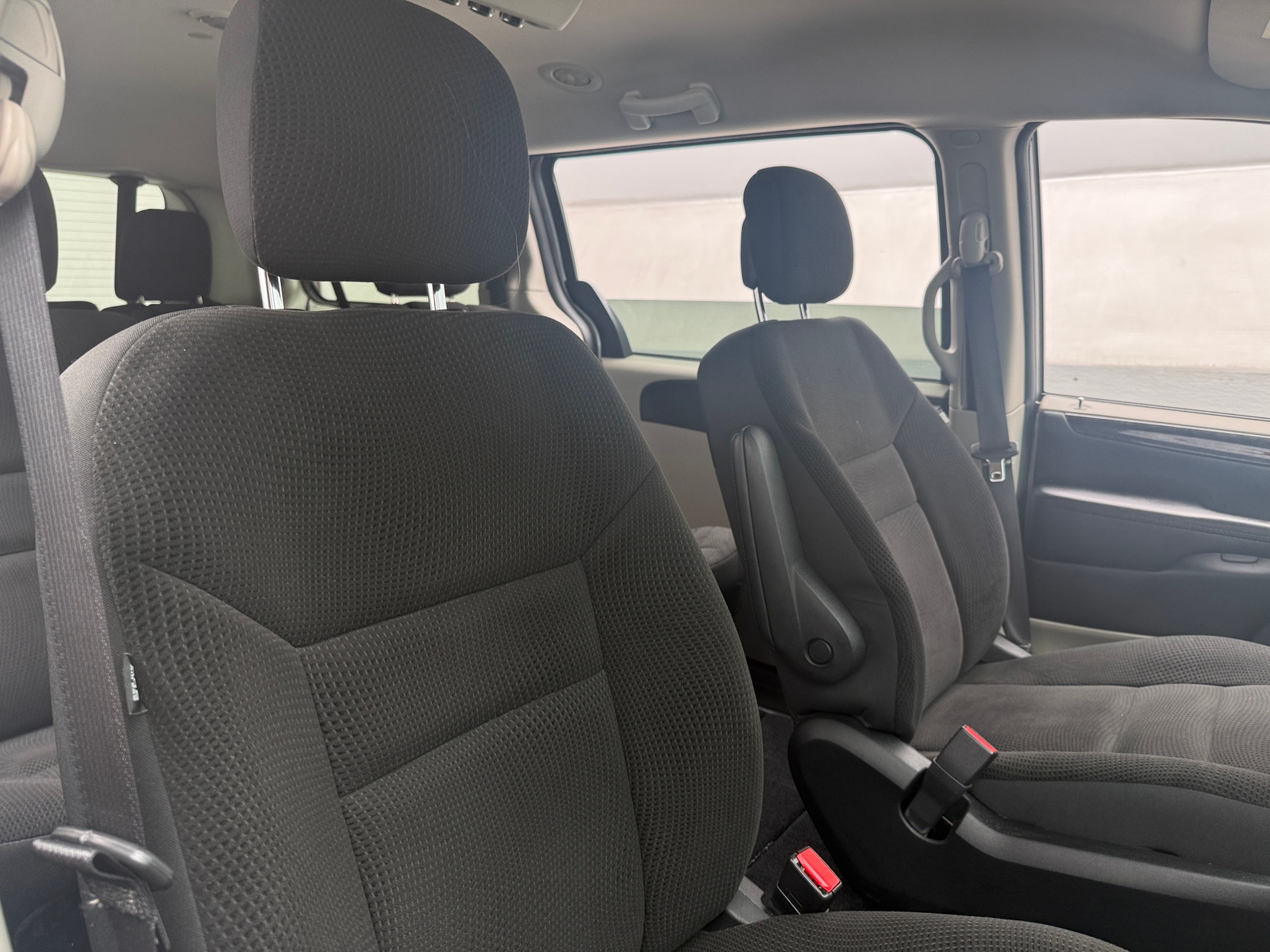 Thumbnail: 2019 Dodge Grand Caravan - 2