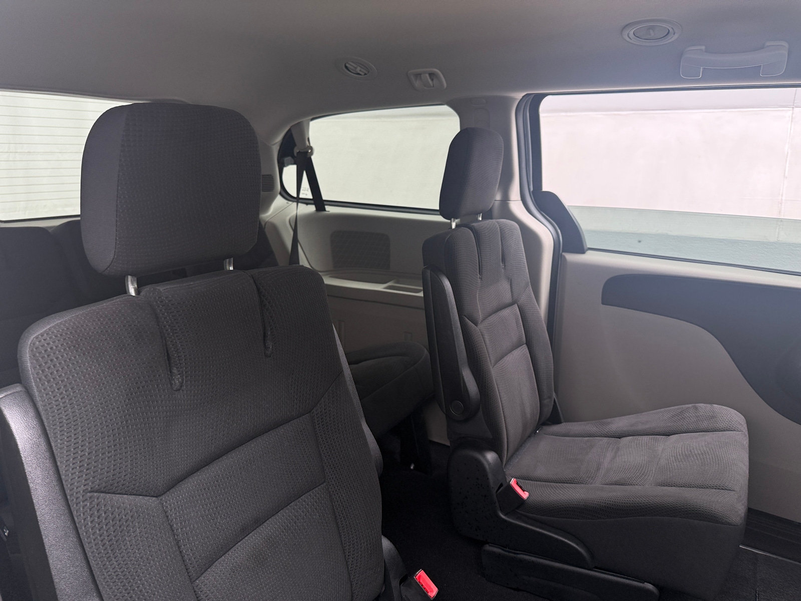 Thumbnail: 2019 Dodge Grand Caravan - 6