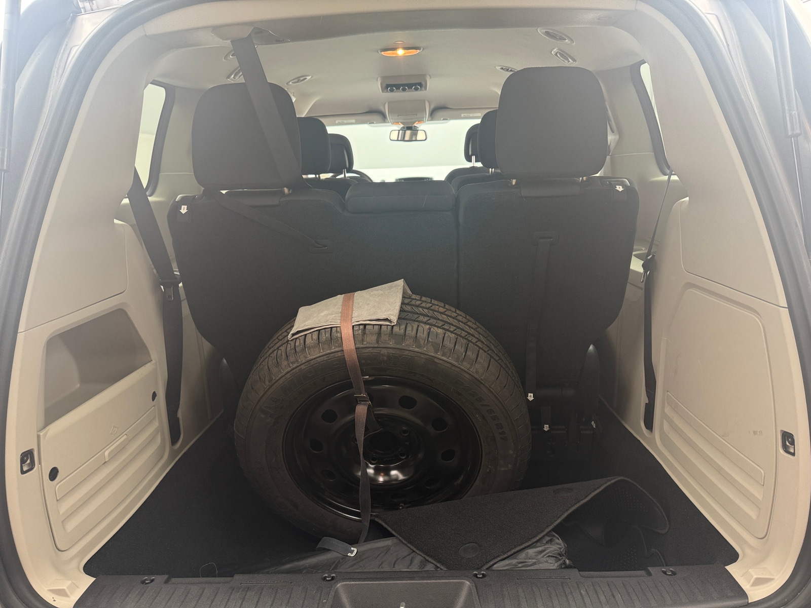 Thumbnail: 2019 Dodge Grand Caravan - 7