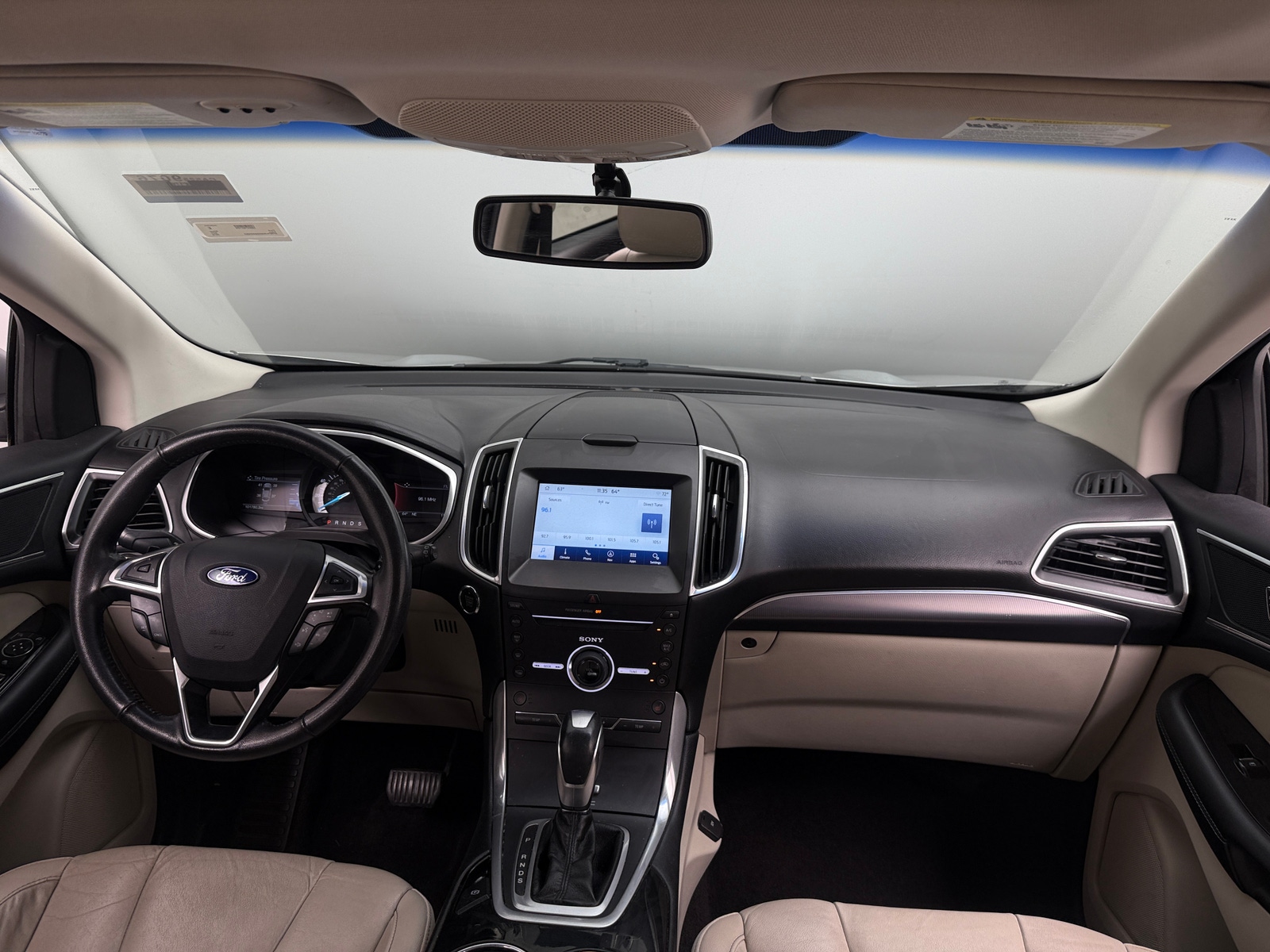 Thumbnail: 2016 Ford Edge - 2