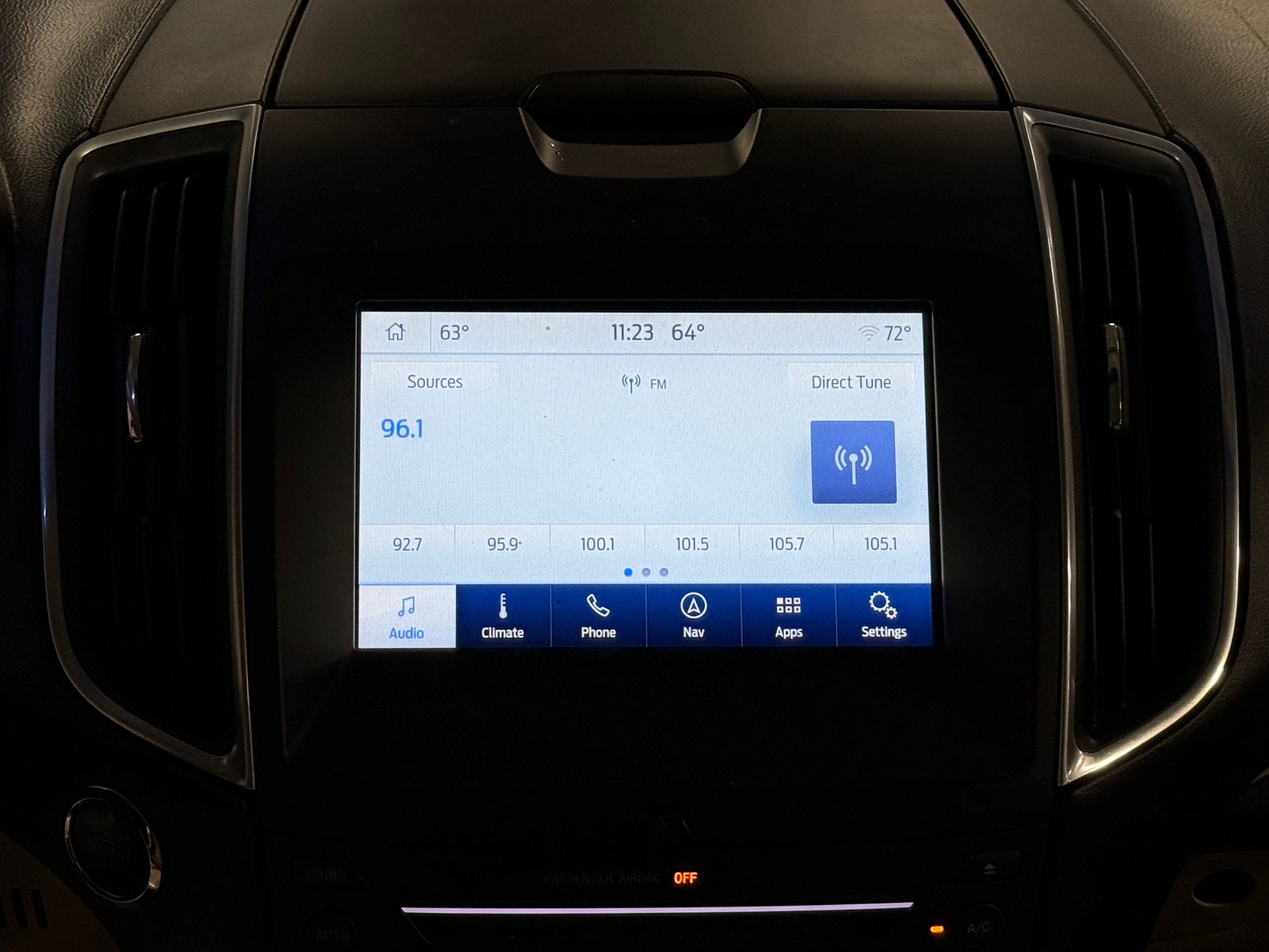 Thumbnail: 2016 Ford Edge - 3