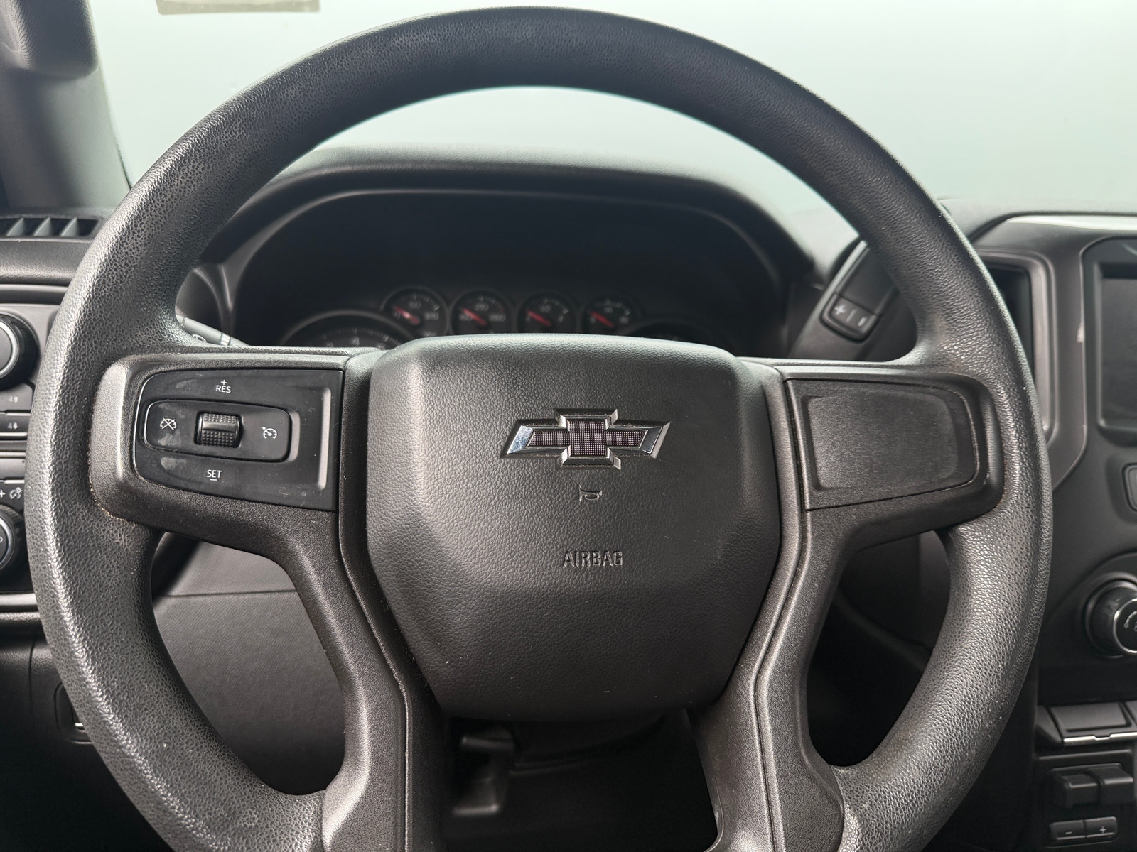 Thumbnail: 2020 Chevrolet Silverado 1500 - 5
