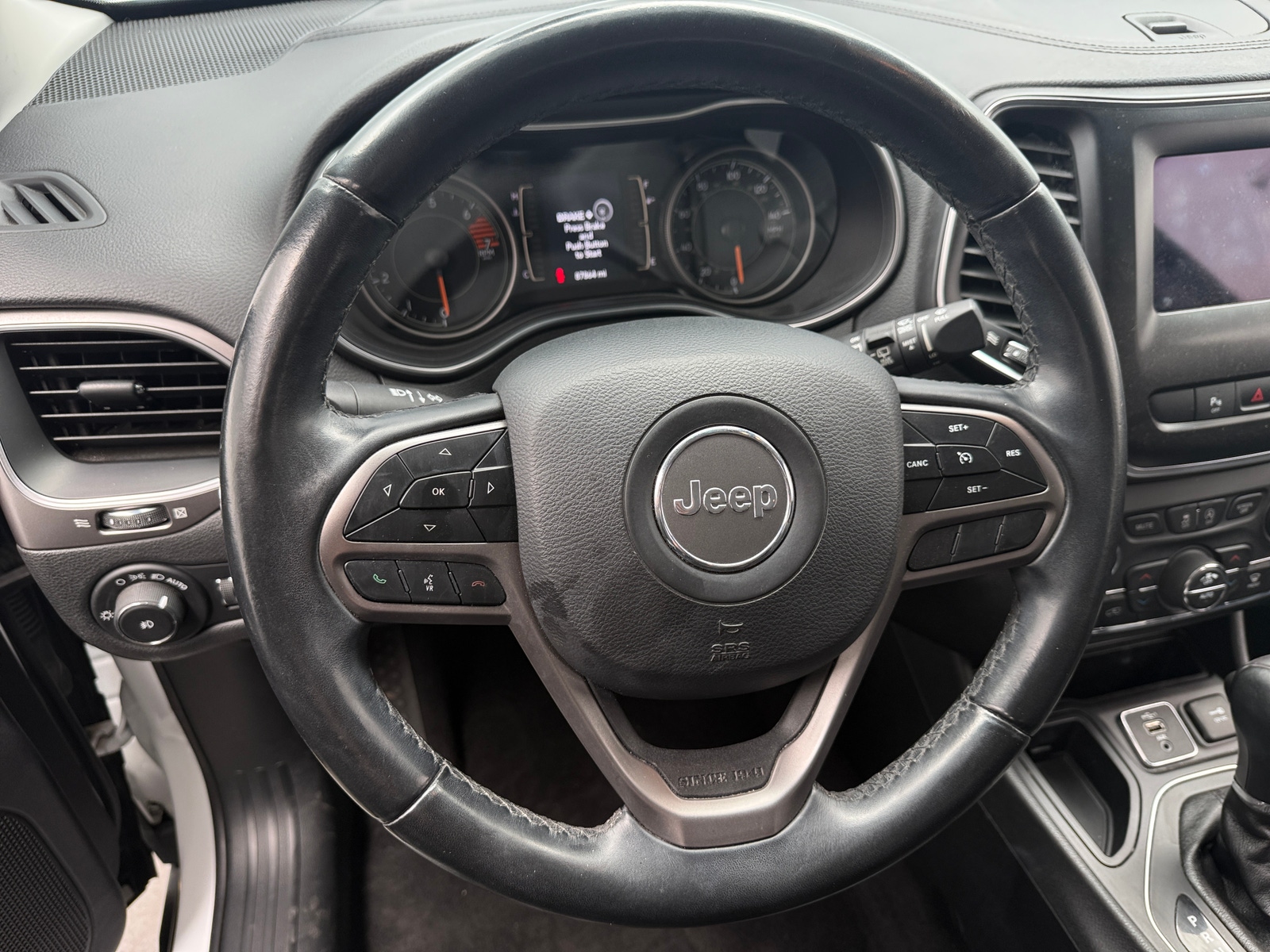 Thumbnail: 2019 Jeep Cherokee - 4