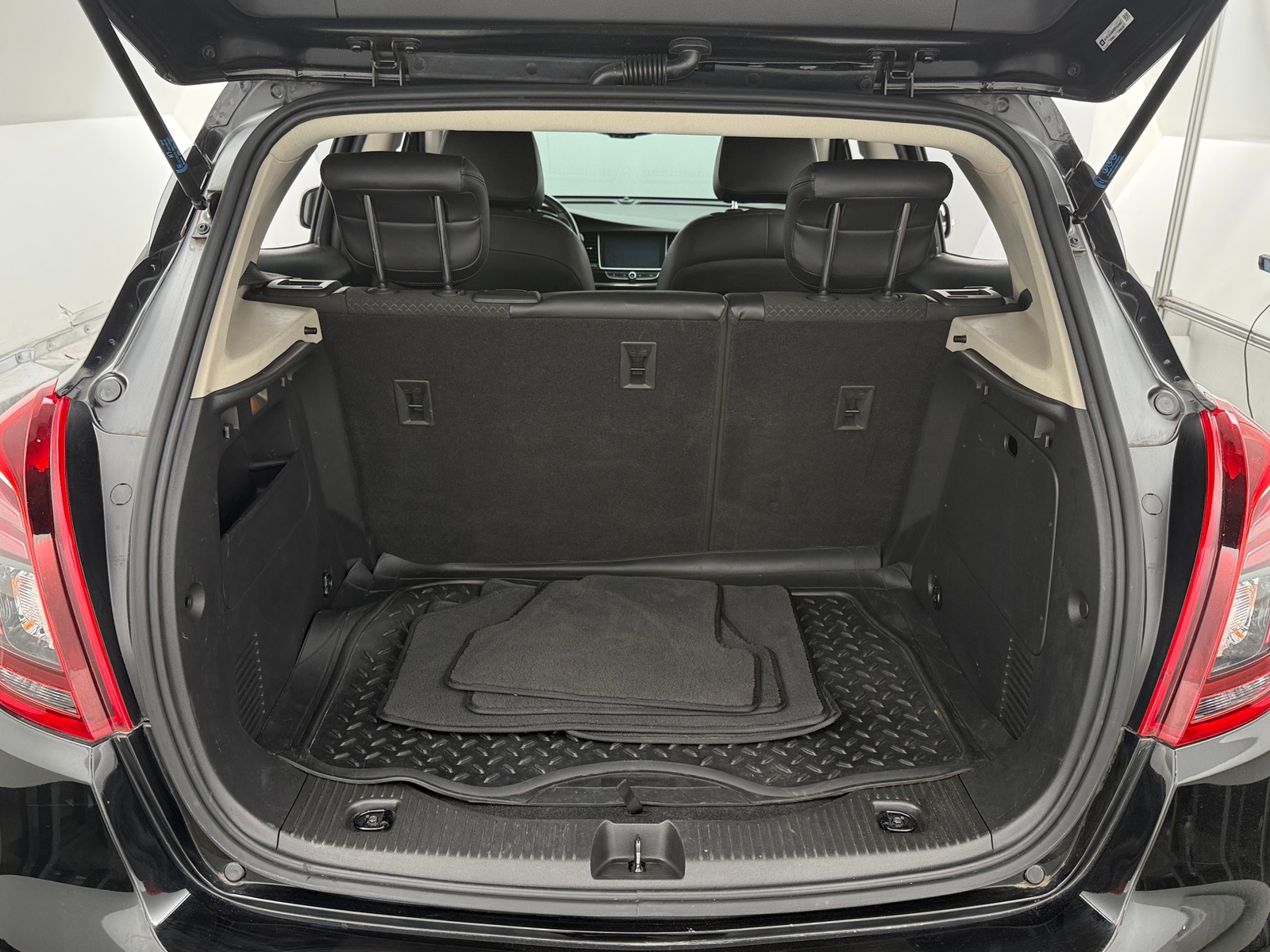 Thumbnail: 2019 Buick Encore - 6