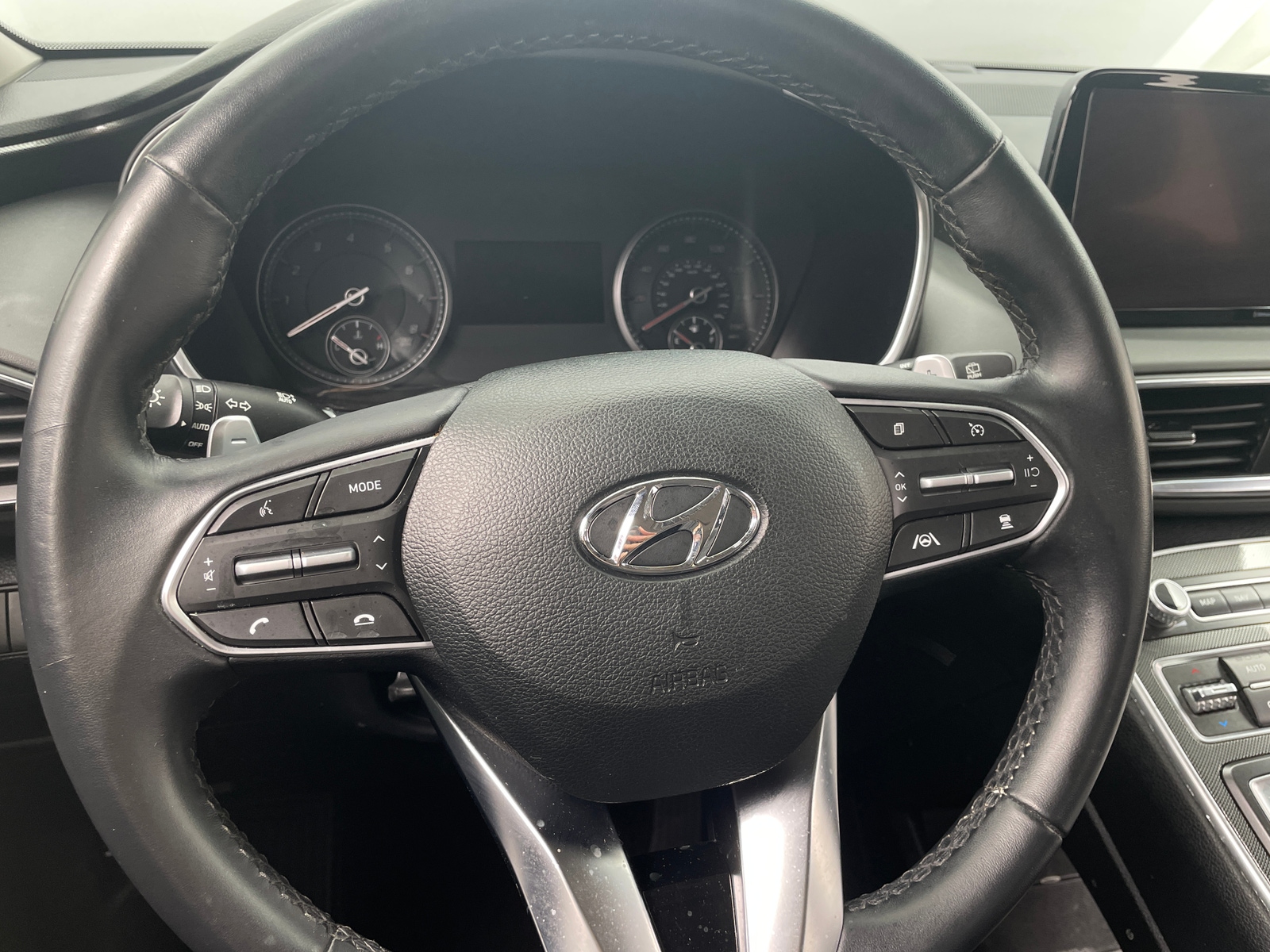 Thumbnail: 2023 Hyundai Santa Fe - 5