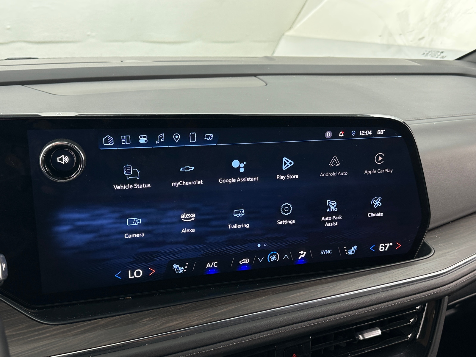 Thumbnail: 2025 Chevrolet Suburban - 3