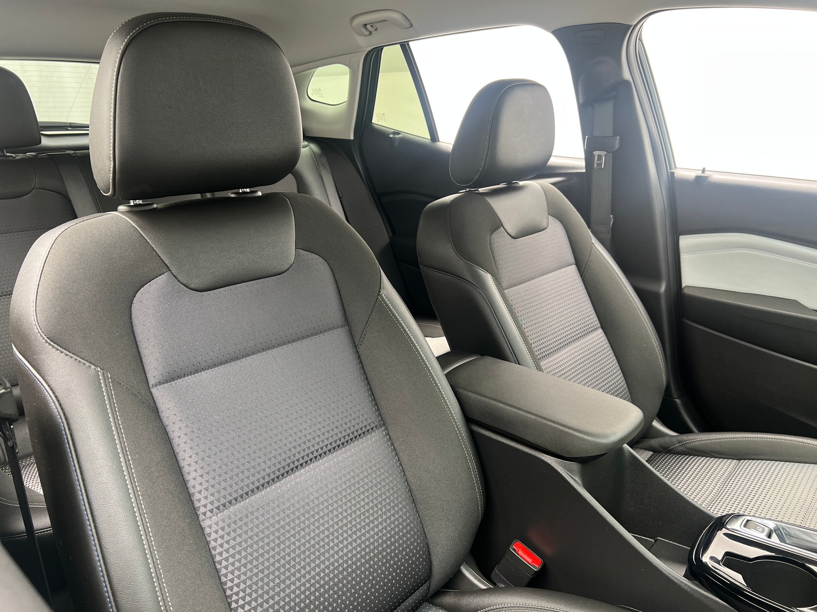 Thumbnail: 2025 Chevrolet Trax - 2