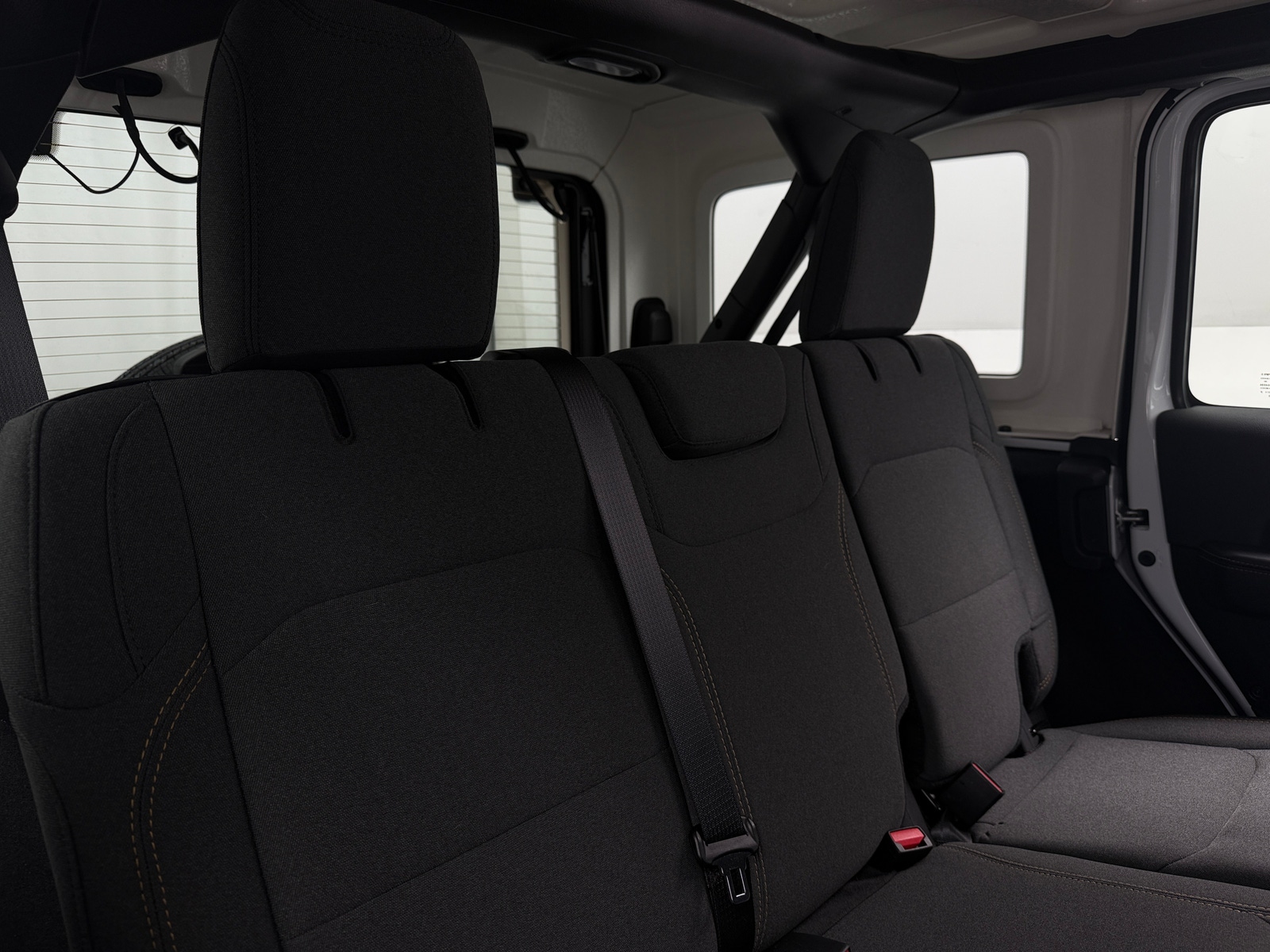Thumbnail: 2025 Jeep Wrangler - 6