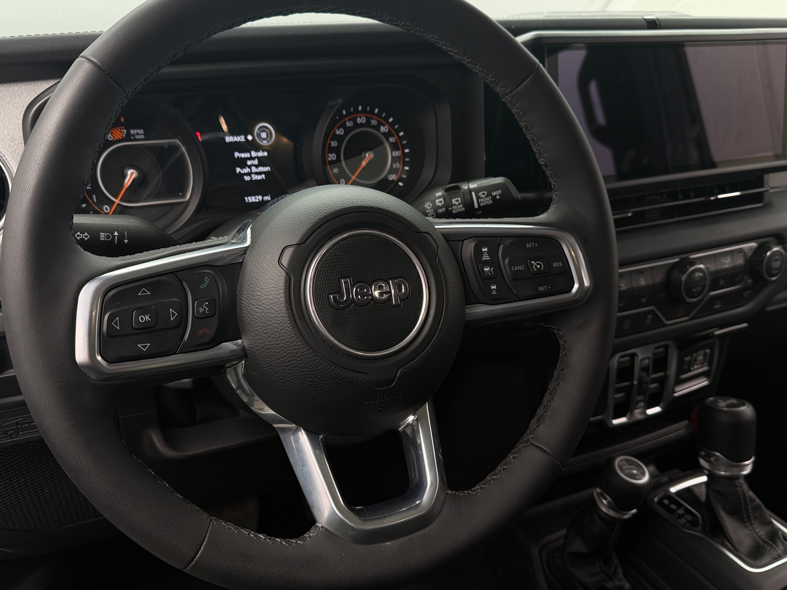 Thumbnail: 2025 Jeep Wrangler - 5