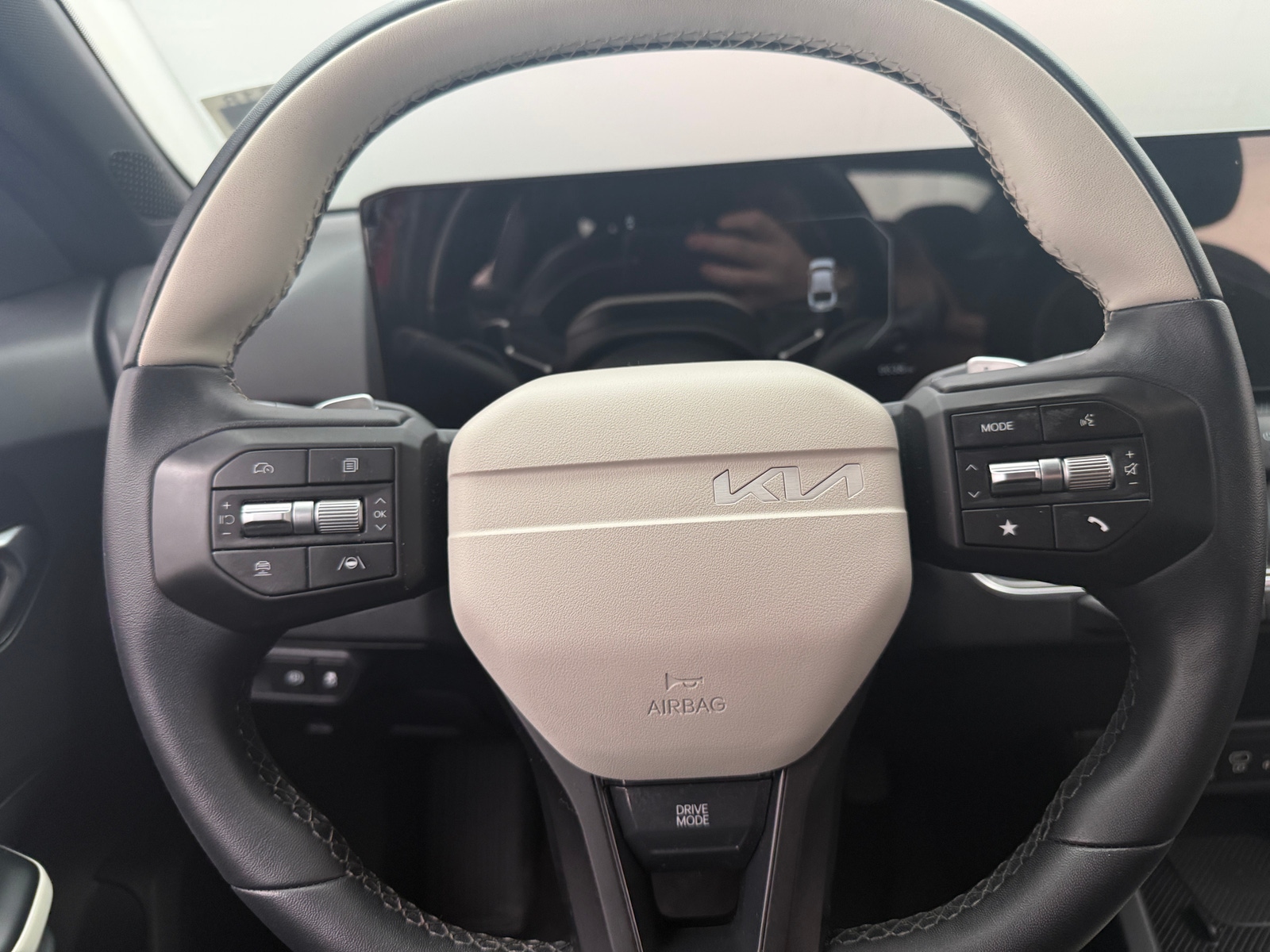 Thumbnail: 2025 Kia K4 - 4
