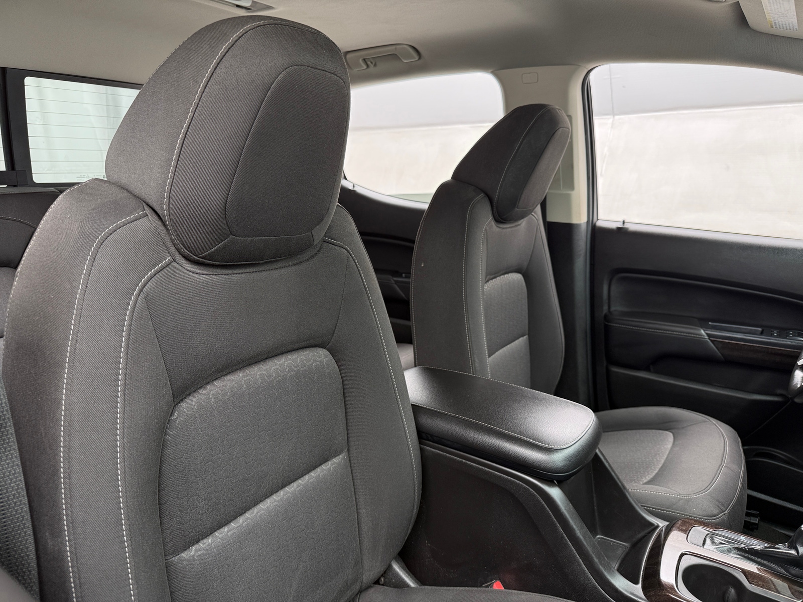 Thumbnail: 2016 GMC Canyon - 2