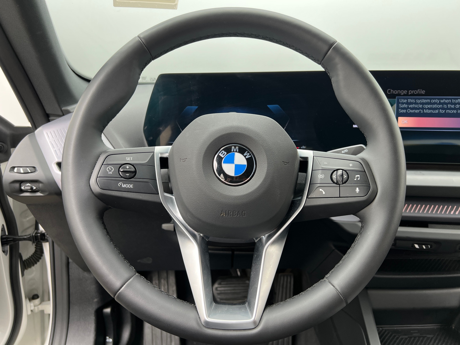 Thumbnail: 2025 BMW 2 Series - 4