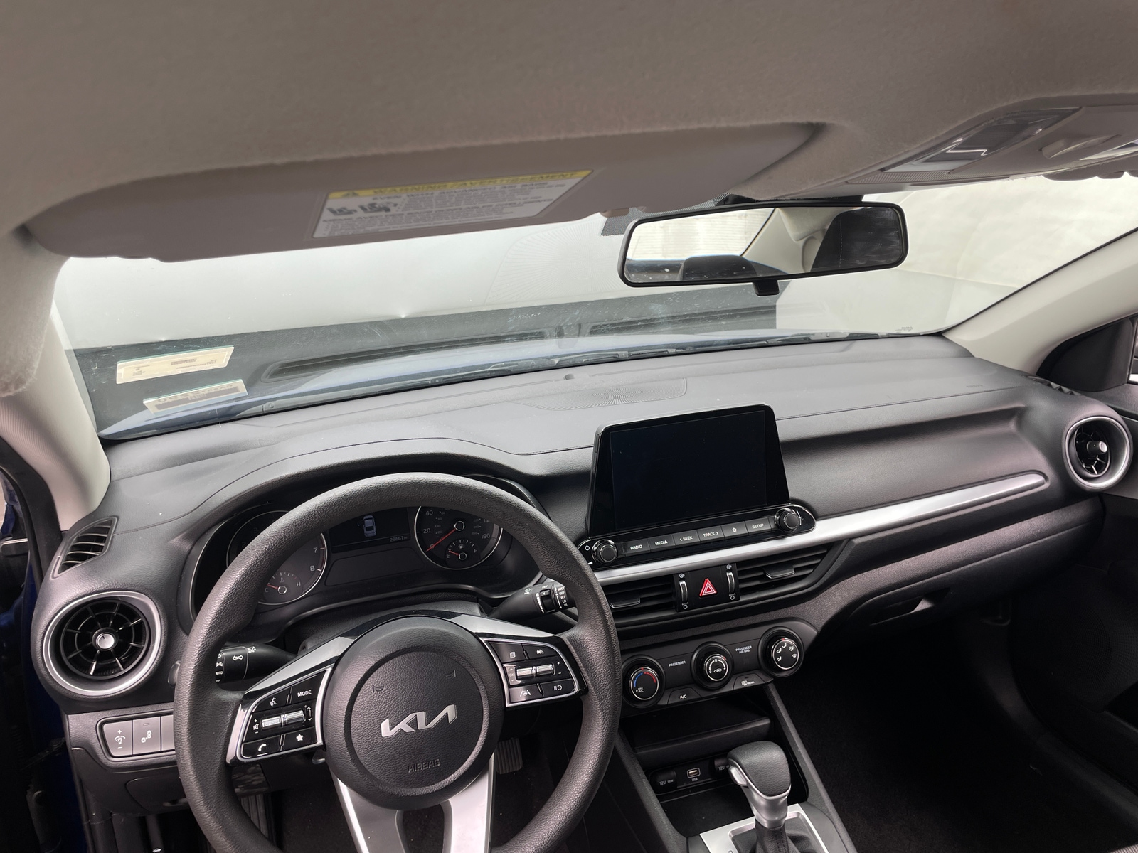 Thumbnail: 2023 Kia Forte - 3