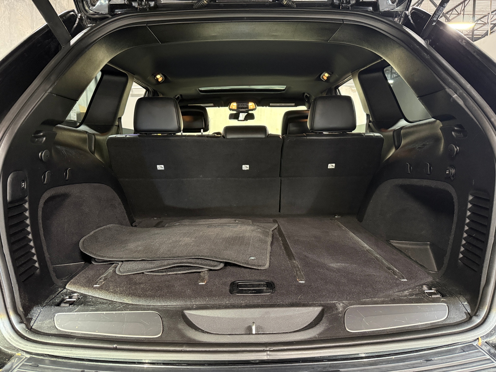 Thumbnail: 2015 Jeep Grand Cherokee - 6