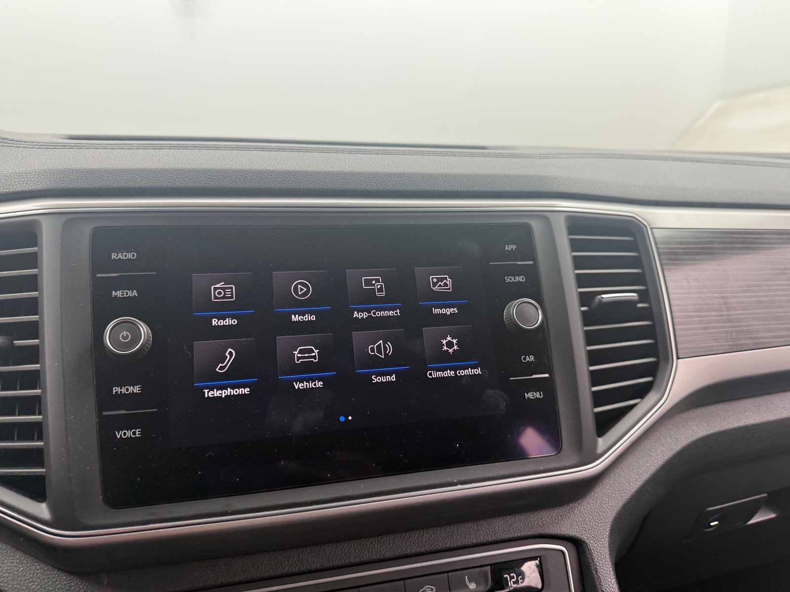 Thumbnail: 2019 Volkswagen Atlas - 3