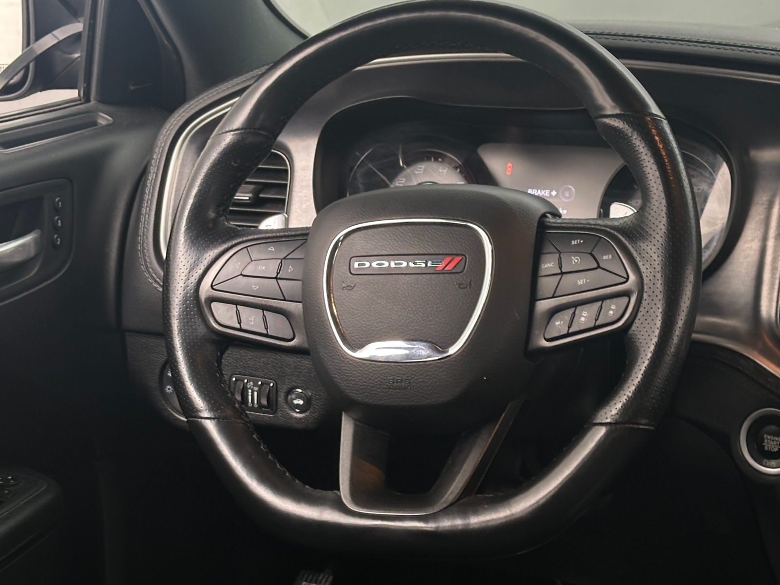 Thumbnail: 2022 Dodge Charger - 4