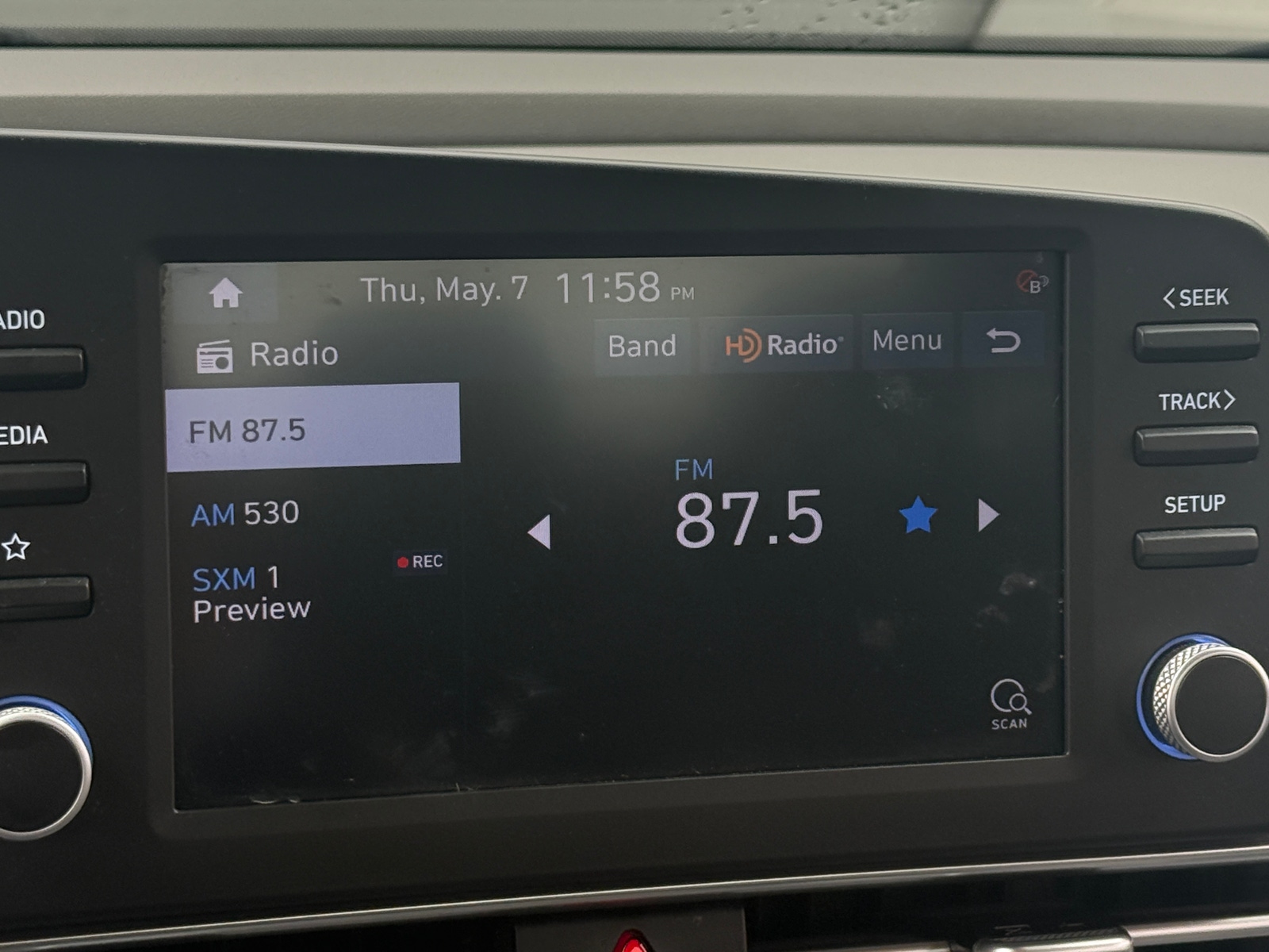 Thumbnail: 2022 Hyundai Elantra - 4